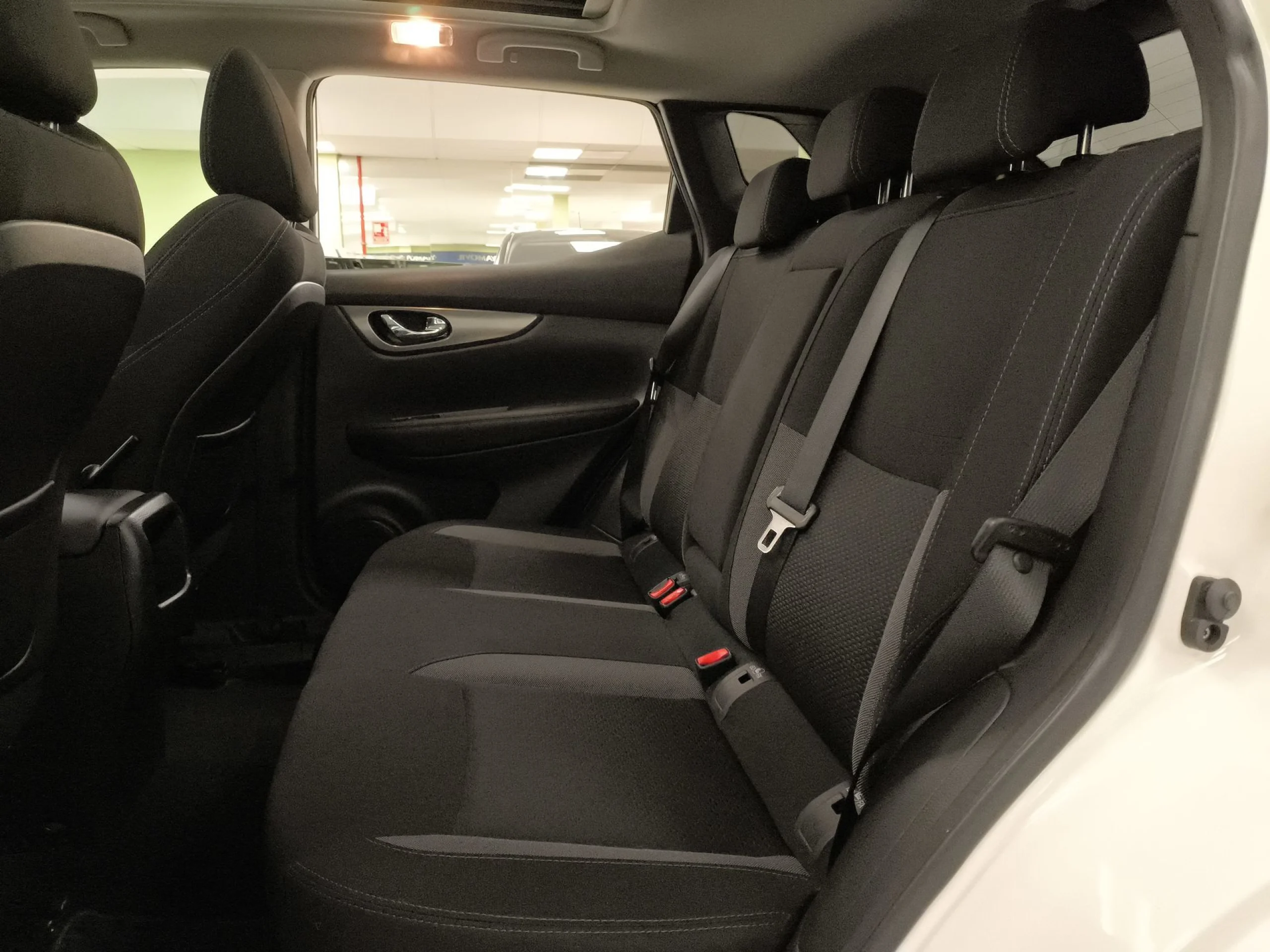 Nissan Qashqai DIG-T 140 N-Connecta 103 kW (140 CV) - Foto 20