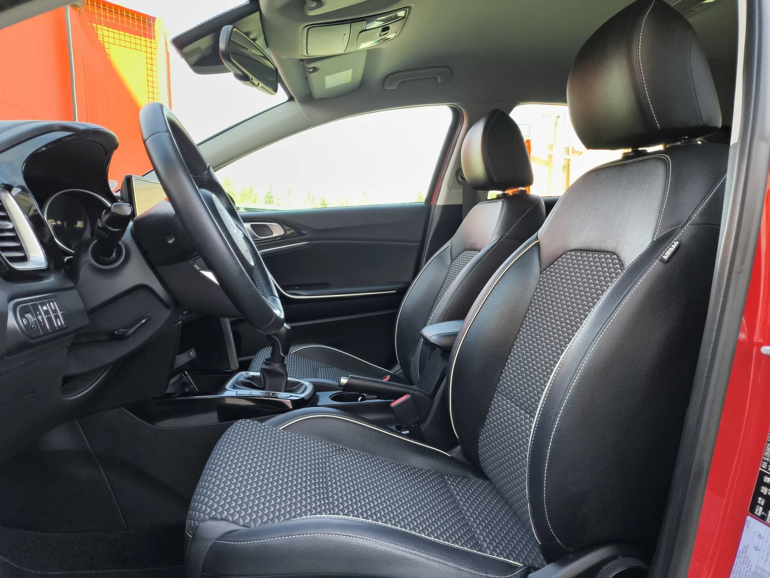Kia Ceed 1.0 T-GDi Tech 88 kW (120 CV) - Foto 8