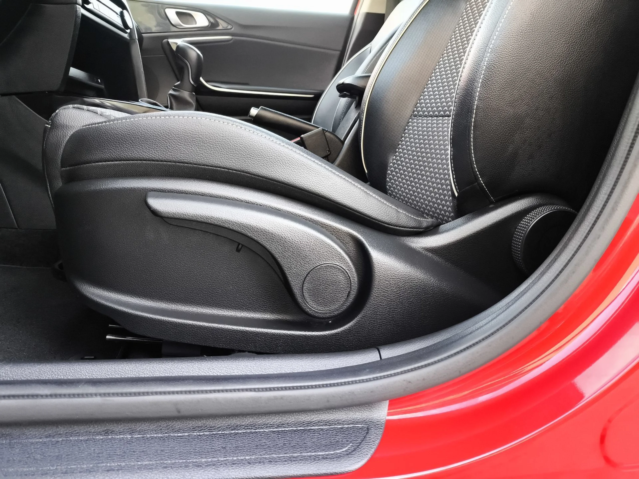 Kia Ceed 1.0 T-GDi Tech 88 kW (120 CV) - Foto 9