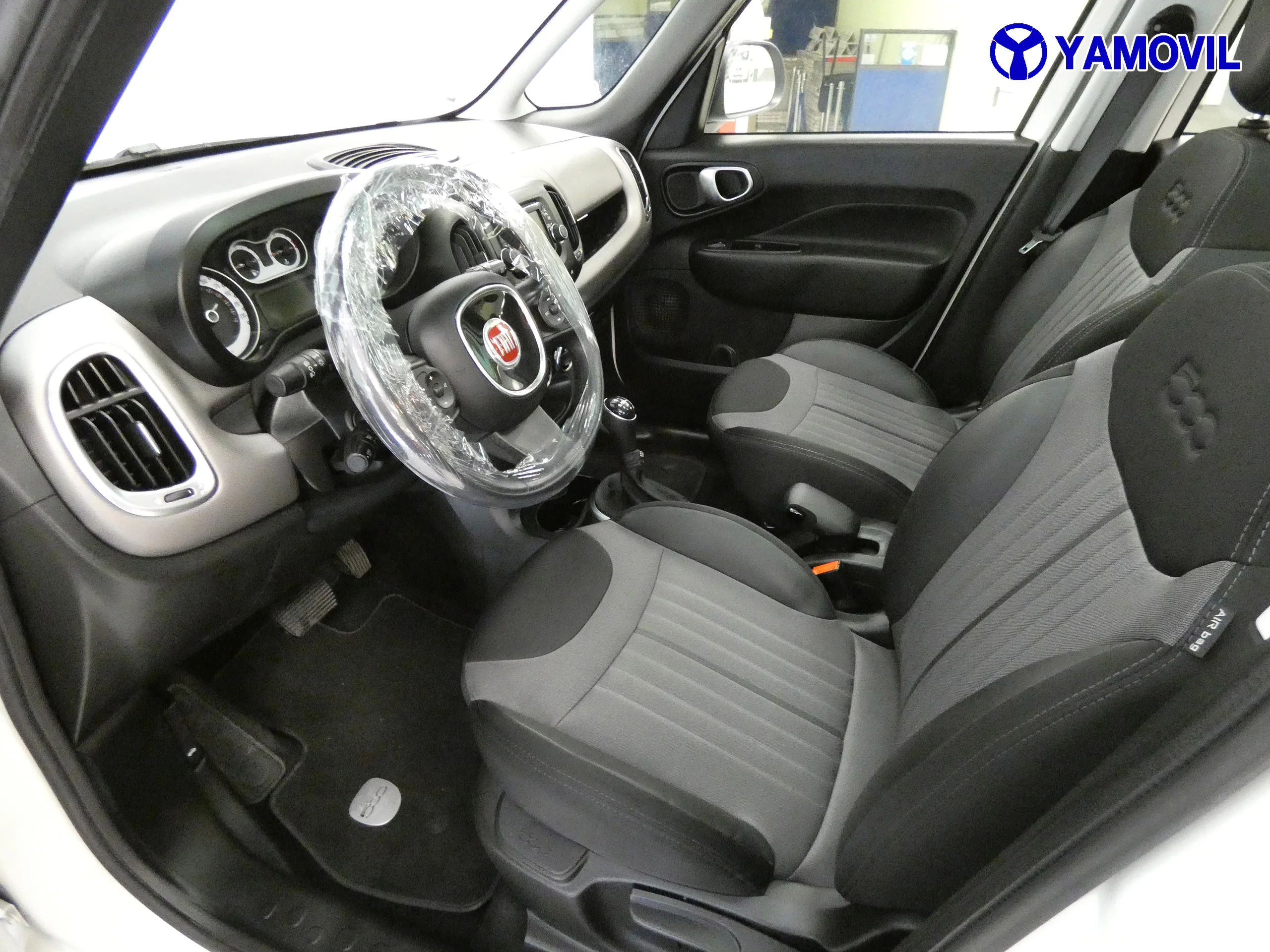 Fiat 500L 1.3 MJT LOUNGE AUTO. 5P - Foto 18
