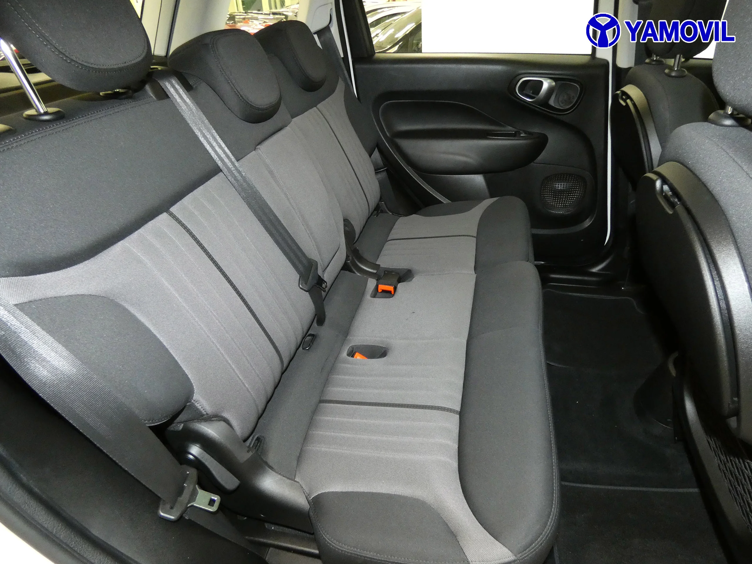Fiat 500L 1.3 MJT LOUNGE AUTO. 5P - Foto 23