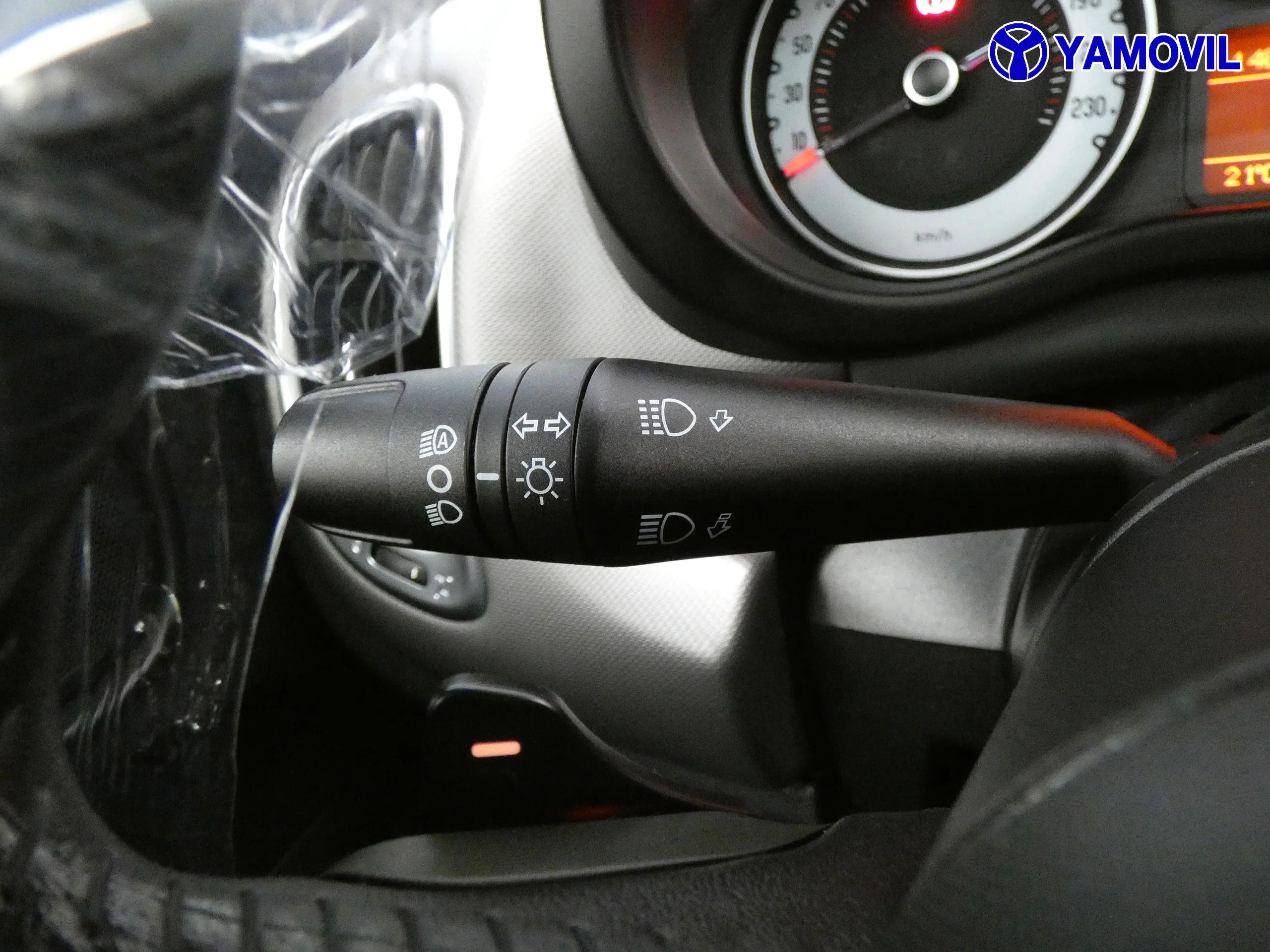 Fiat 500L 1.3 MJT LOUNGE AUTO. 5P - Foto 35