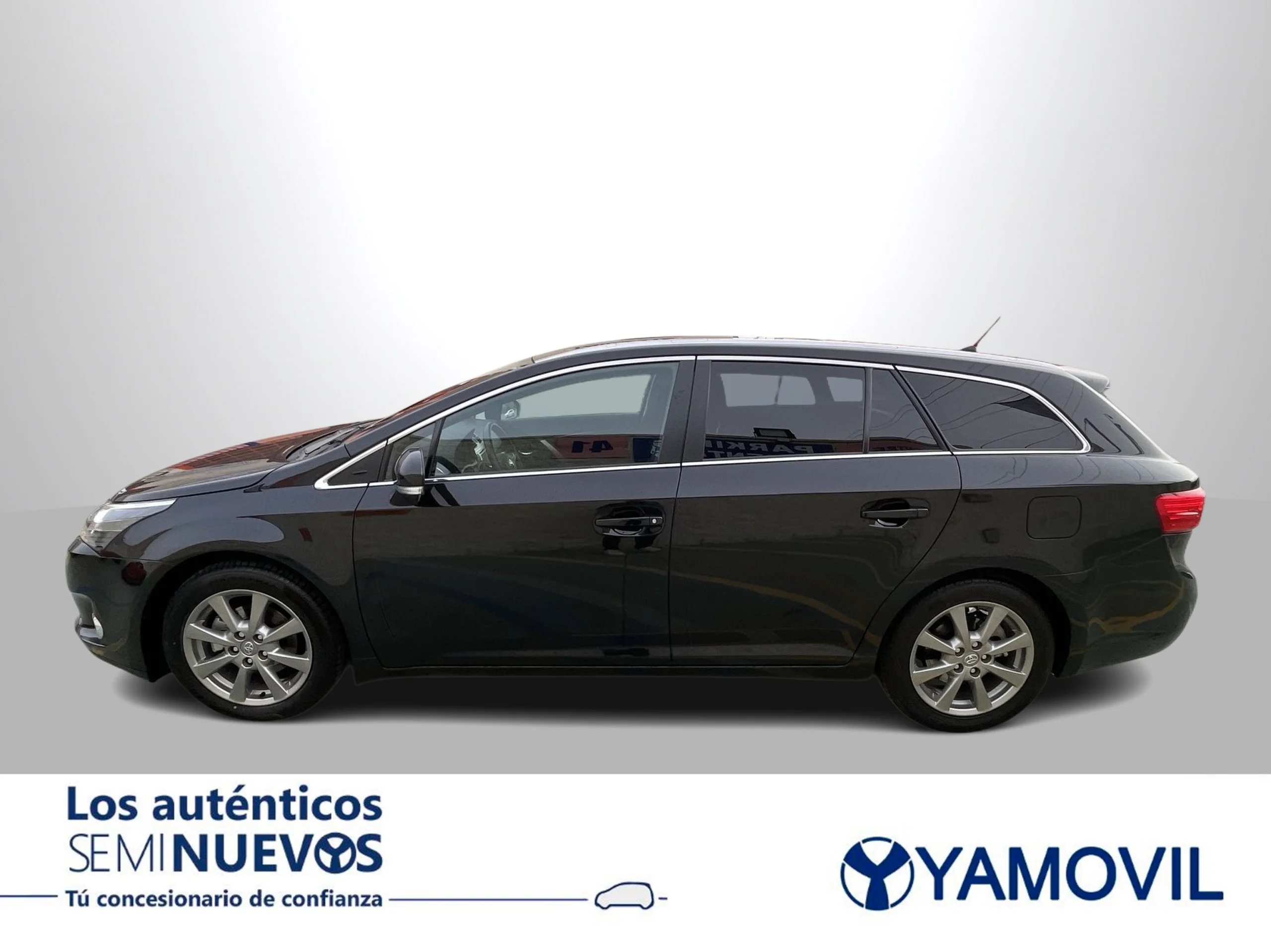 Toyota Avensis 120D Cross Sport Advance 91 kW (124 CV) - Foto 4