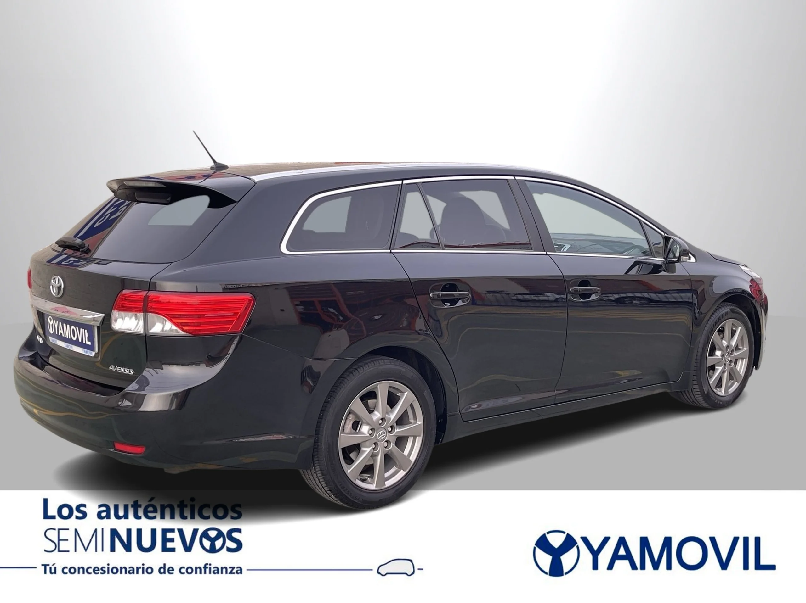 Toyota Avensis 120D Cross Sport Advance 91 kW (124 CV) - Foto 6