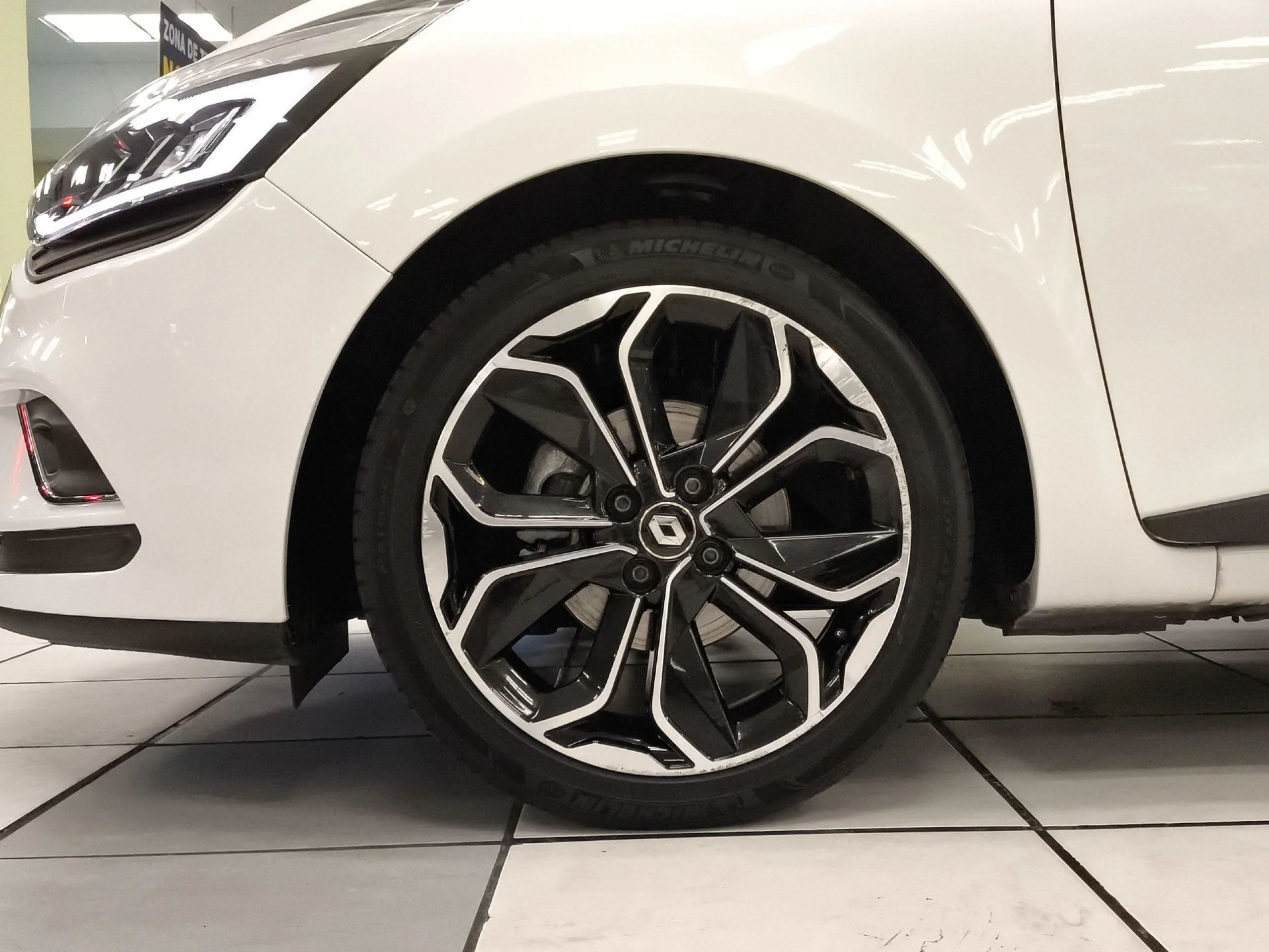 Renault Clio Zen TCe 66 kW (90 CV) - Foto 7