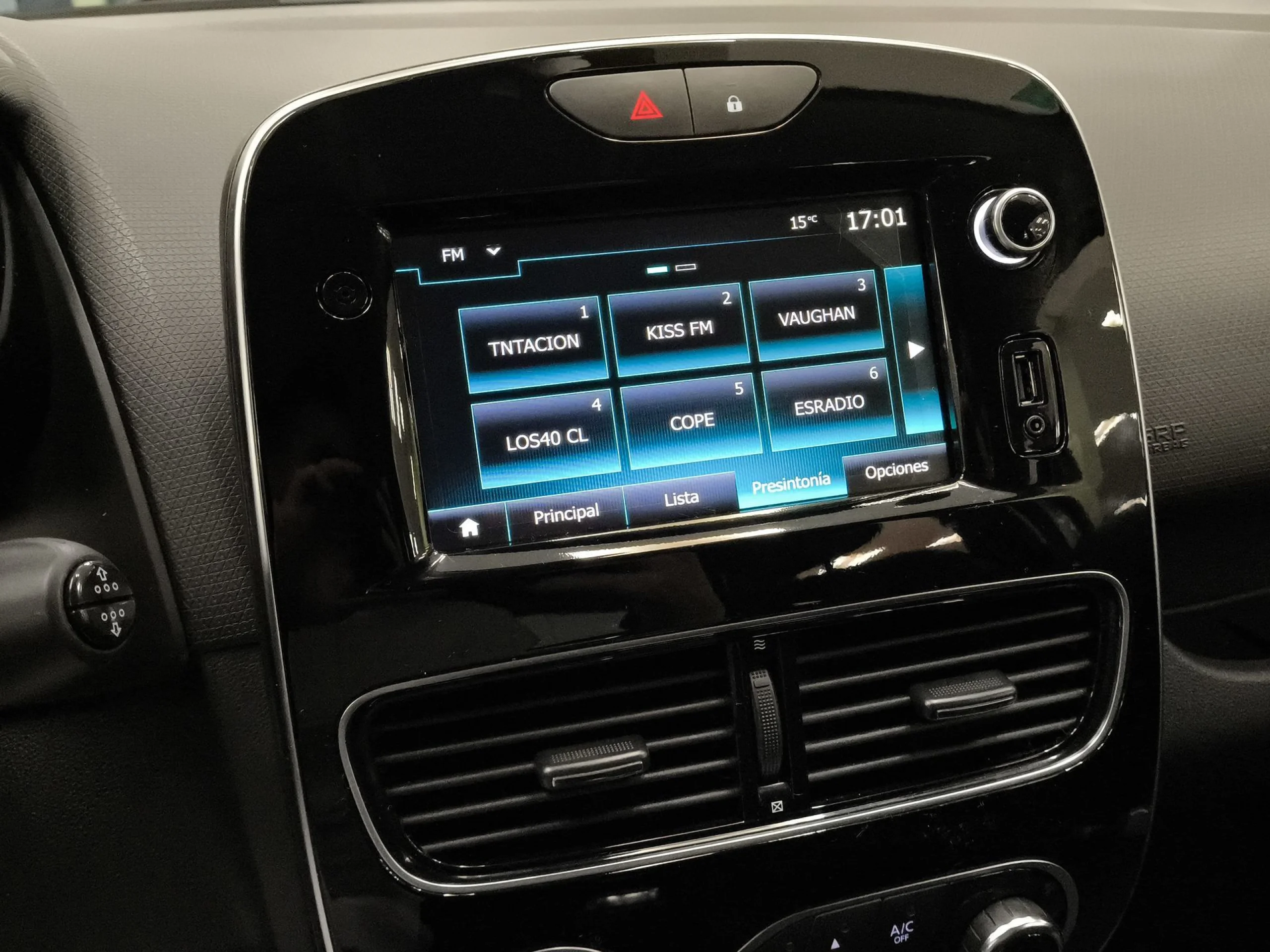 Renault Clio Zen TCe 66 kW (90 CV) - Foto 13