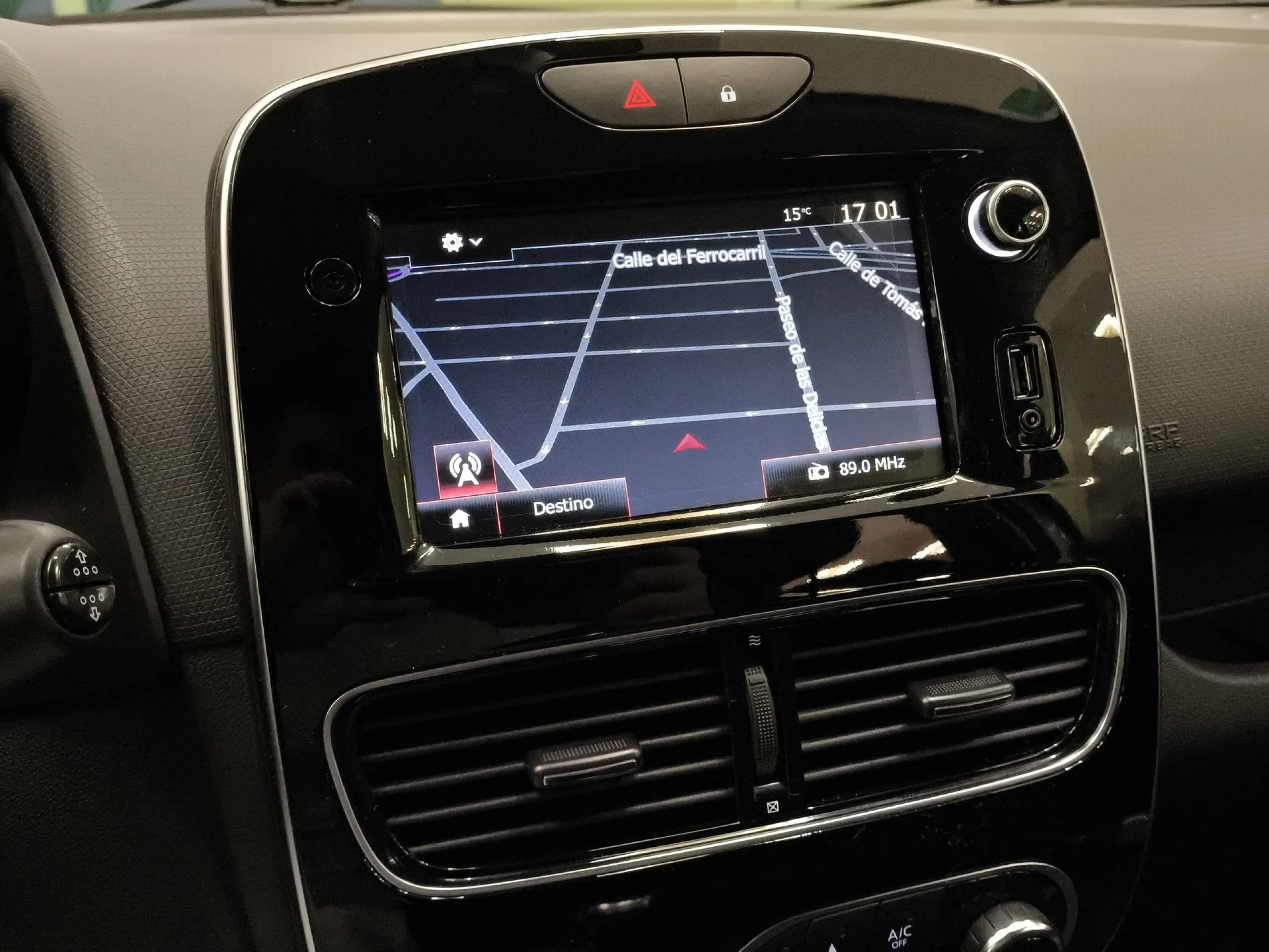 Renault Clio Zen TCe 66 kW (90 CV) - Foto 14