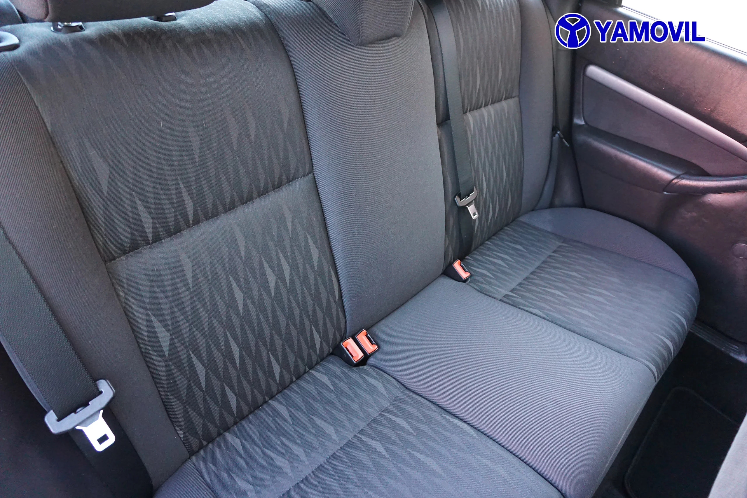 Ford Focus 1.8 TDCI TREND 5P - Foto 15