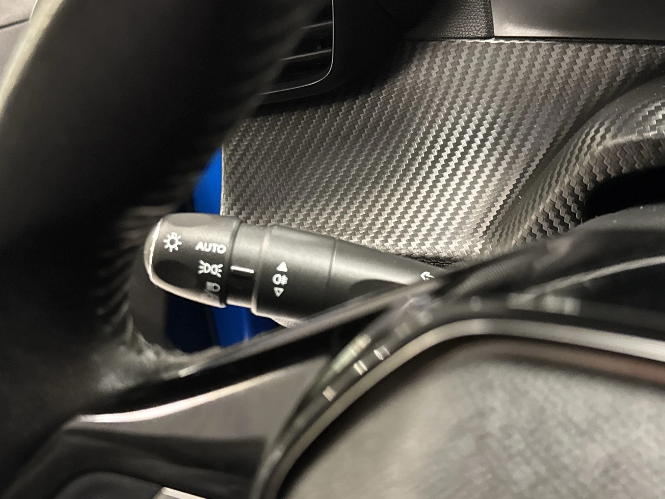 Peugeot E-208 Eléctrico Allure Pack 100 kW (136 CV) - Foto 12