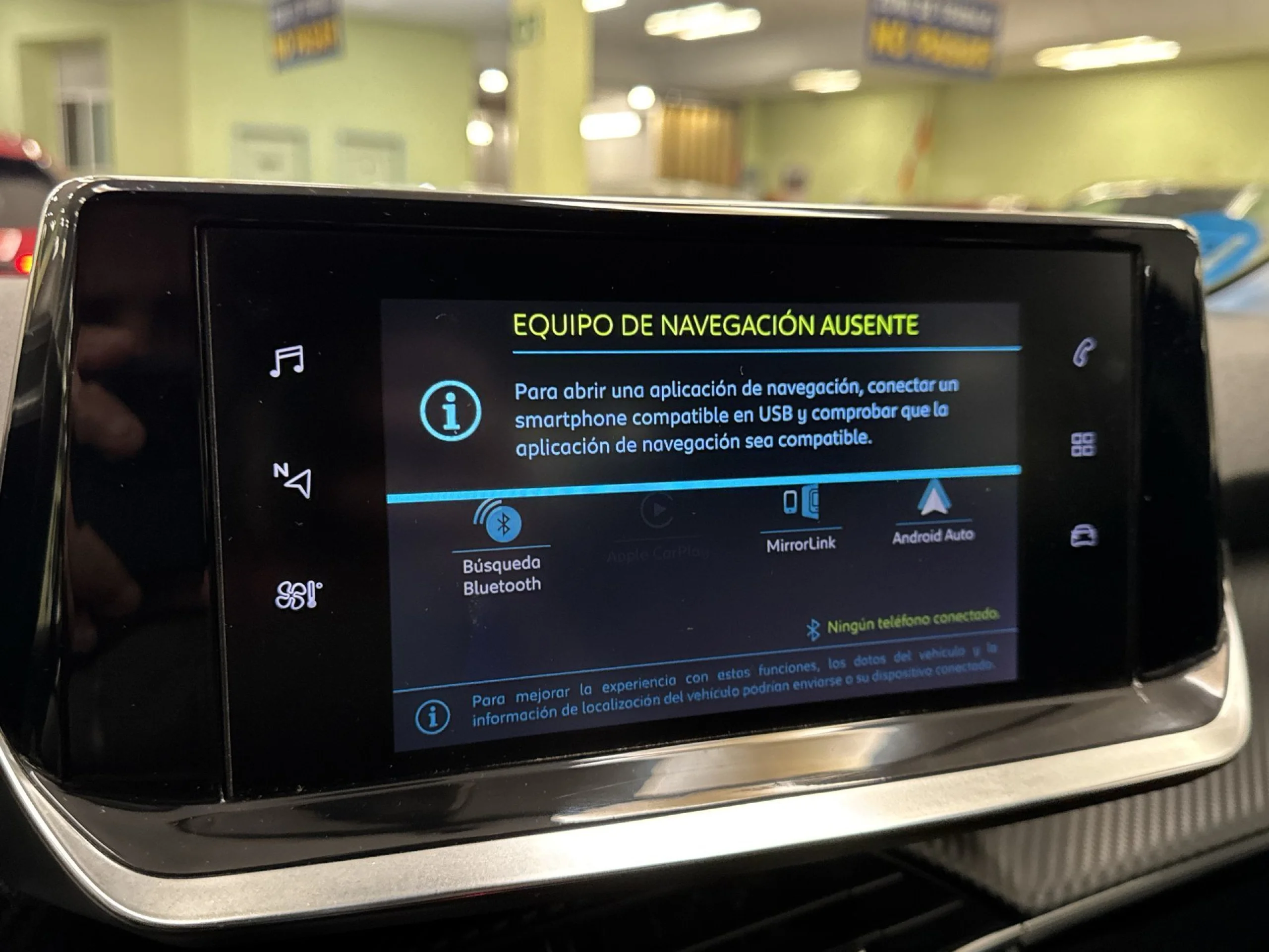 Peugeot E-208 Eléctrico Allure Pack 100 kW (136 CV) - Foto 18