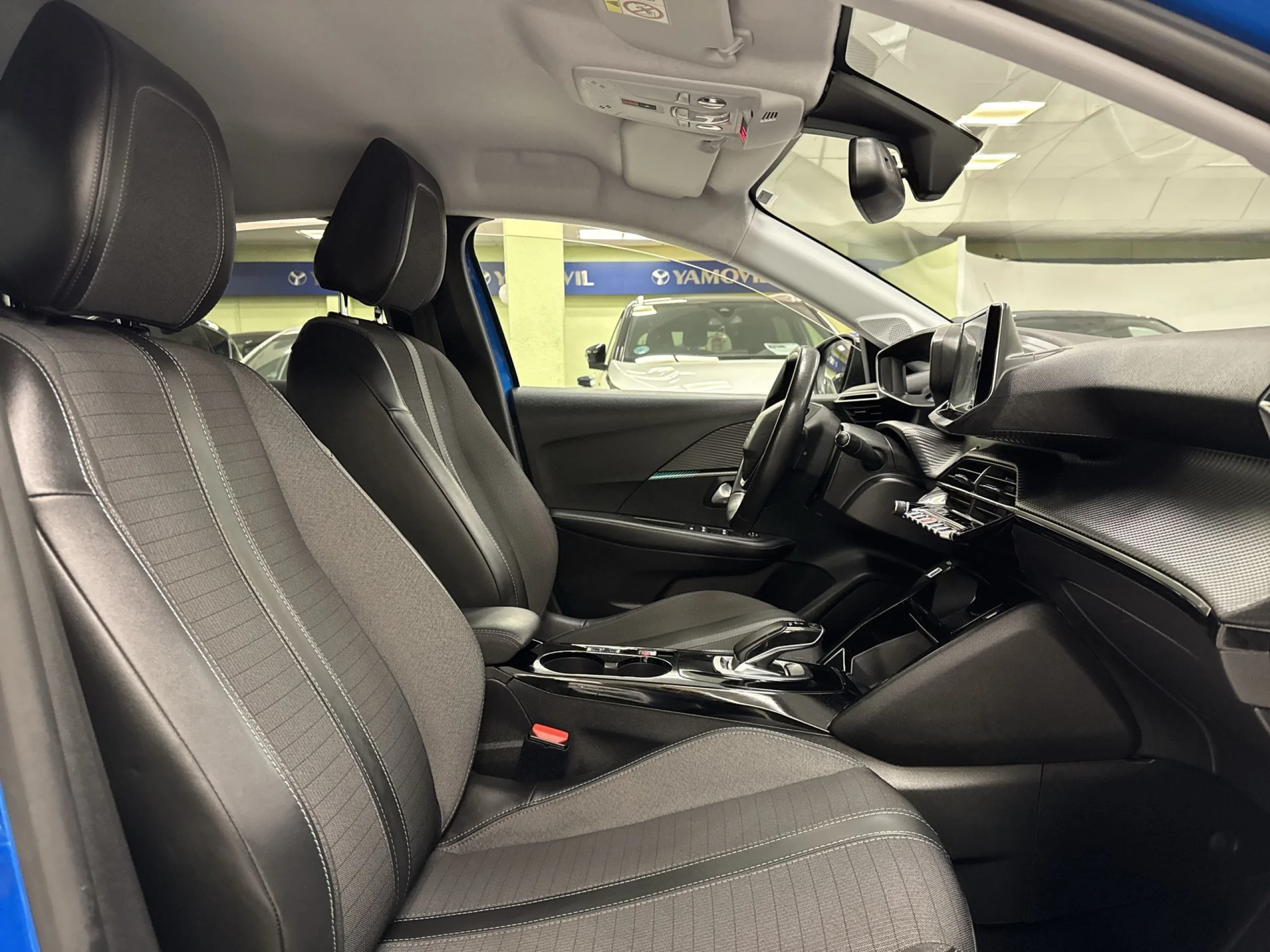 Peugeot E-208 Eléctrico Allure Pack 100 kW (136 CV) - Foto 25