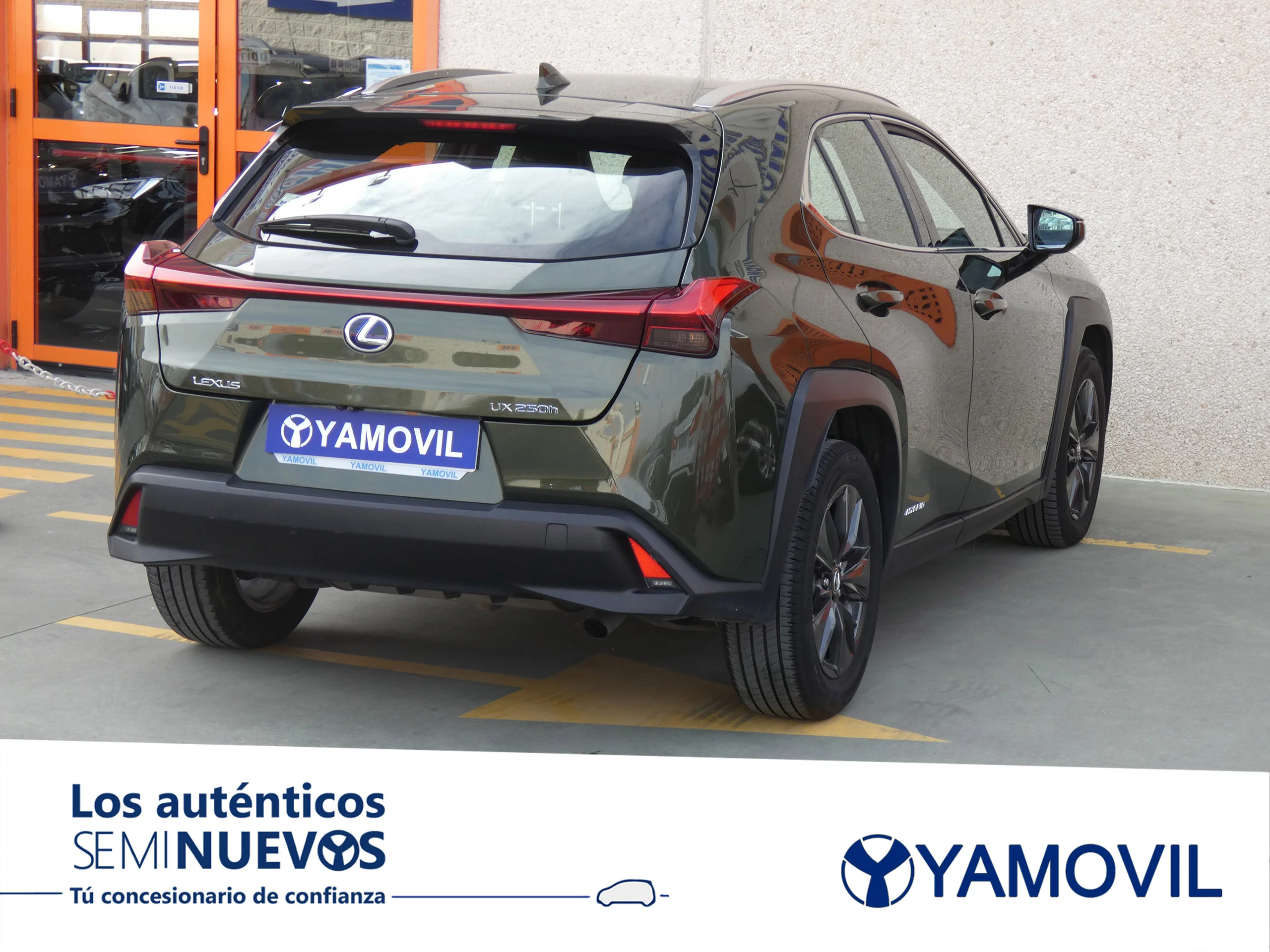 Lexus UX 250h 4X2 BUSSINES NAVIGATION 5P - Foto 4