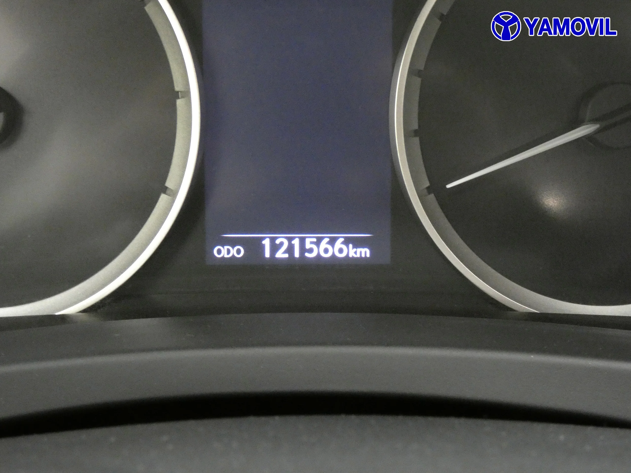 Lexus RC 300h HYBRID LUXURY - Foto 51