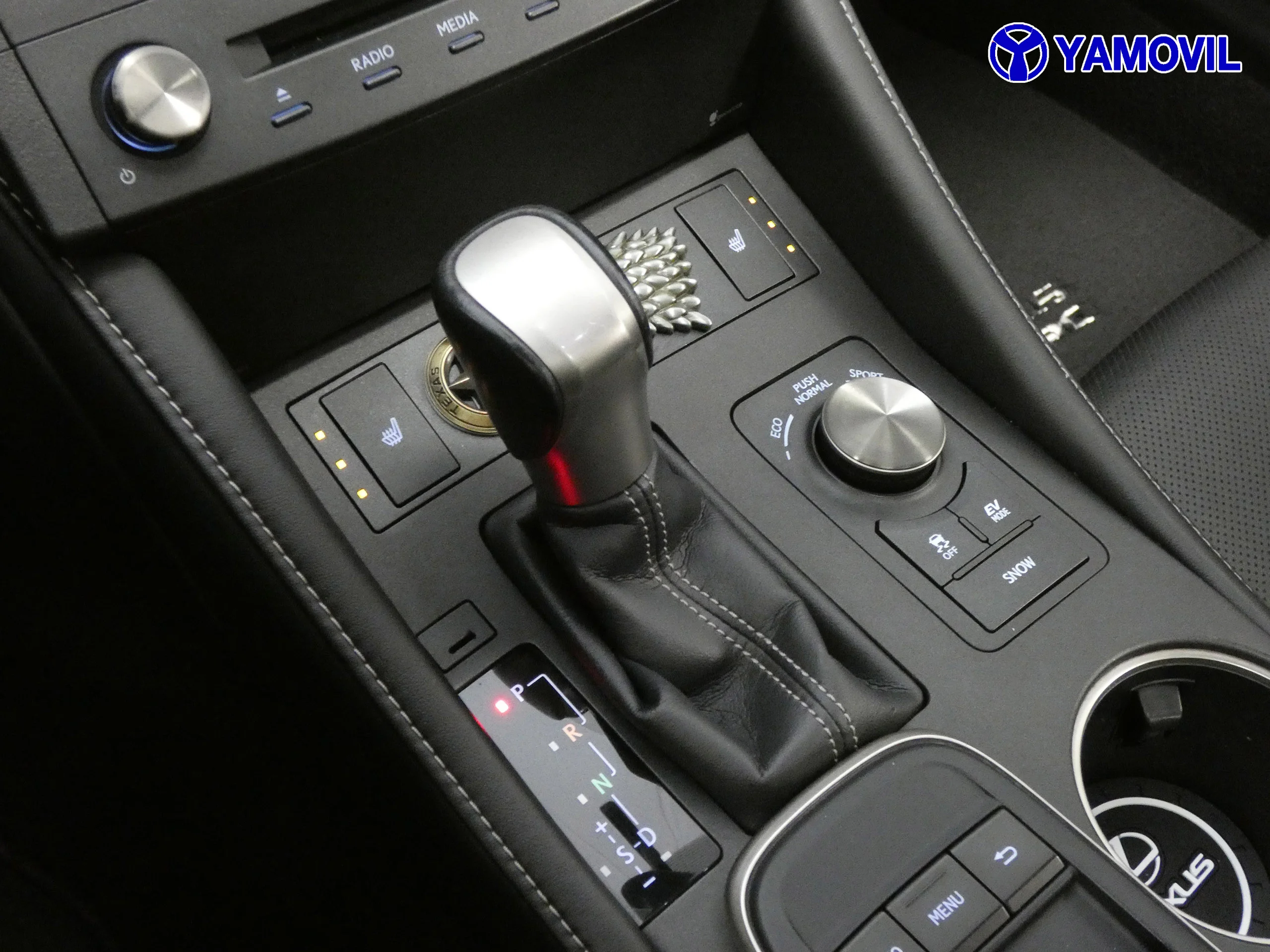 Lexus RC 300h HYBRID LUXURY - Foto 52