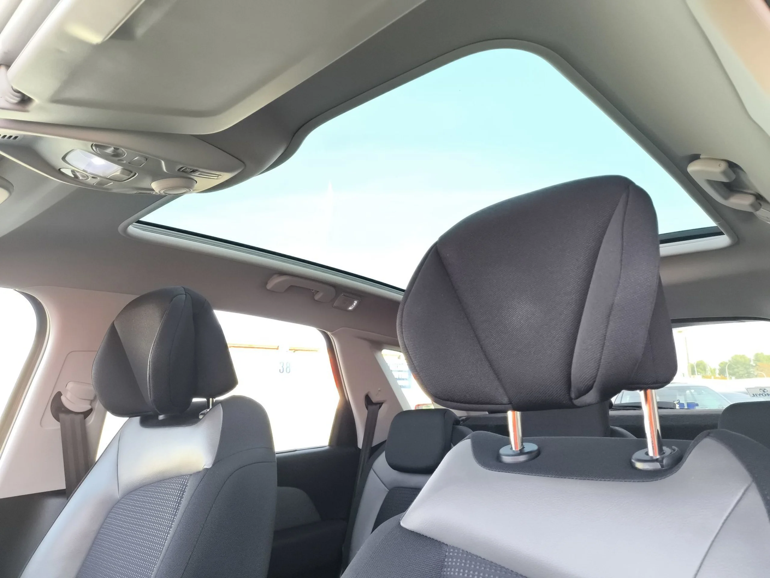 Citroen C4 Picasso PureTech 130 SANDS Shine EAT6 96 kW (130 CV) - Foto 19