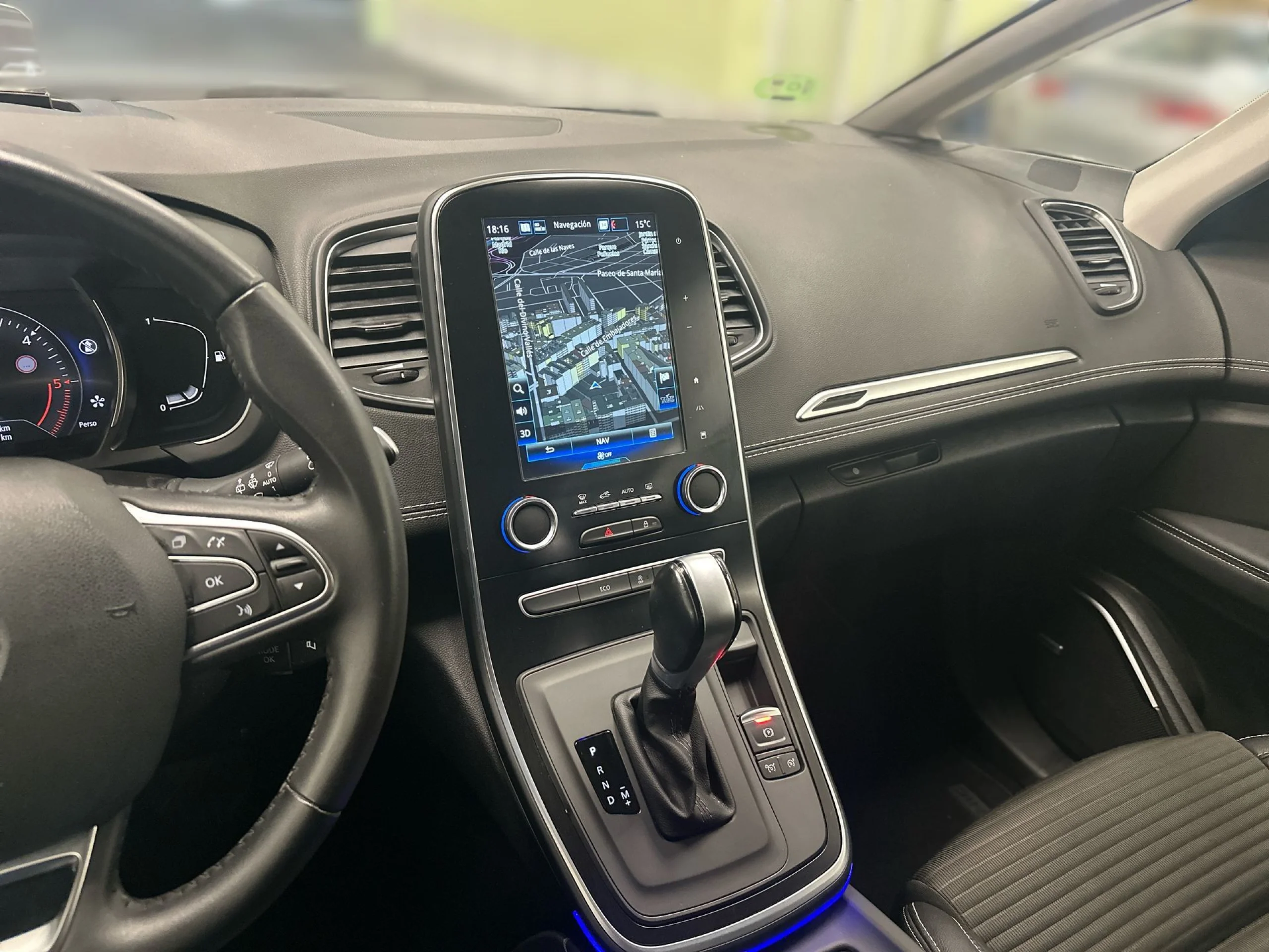 Renault Grand Scenic Zen Energy dCi 118 kW (160 CV) EDC - Foto 17