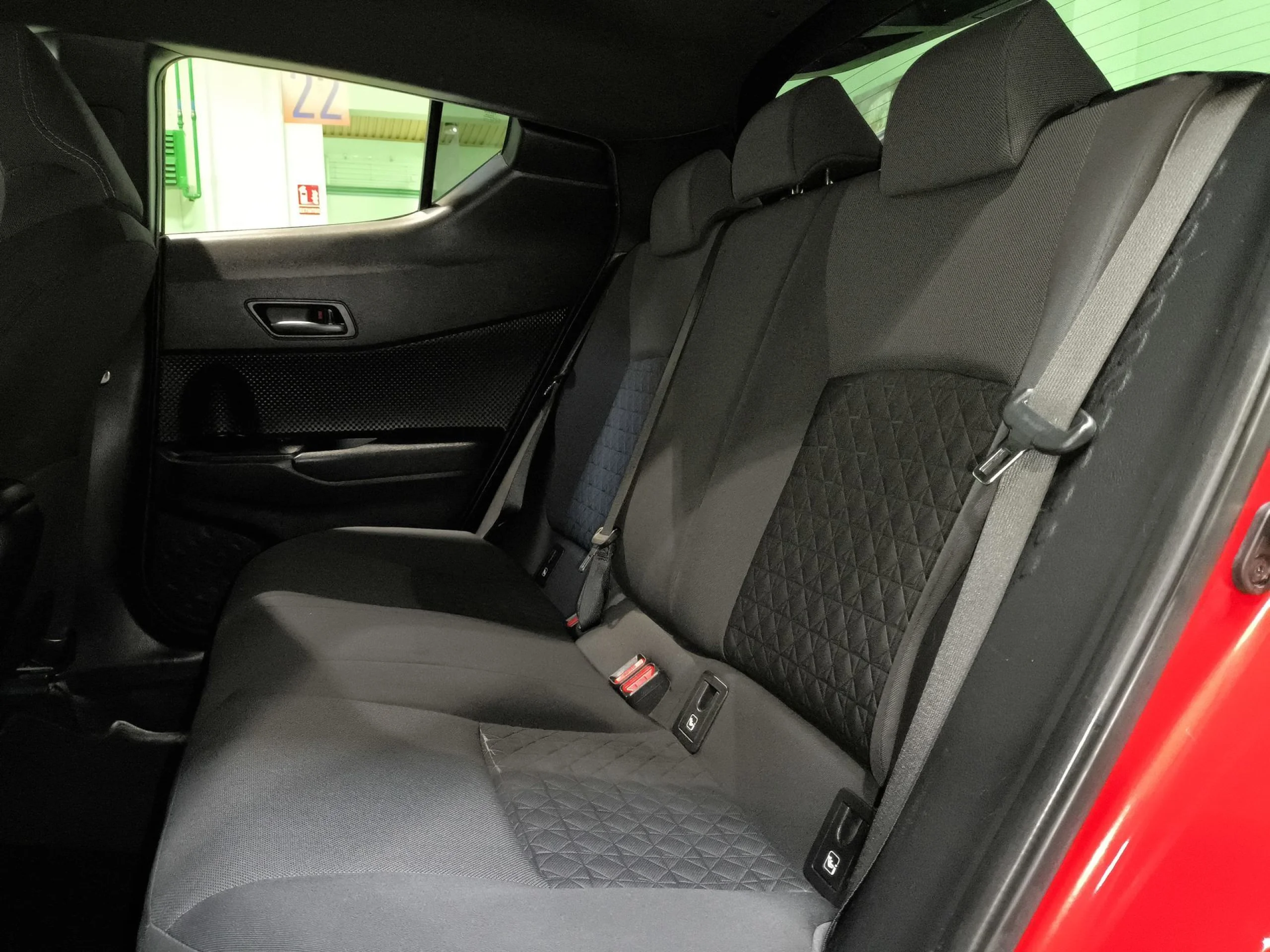 Toyota C-HR 1.8 125H Advance 90 kW (122 CV) - Foto 24