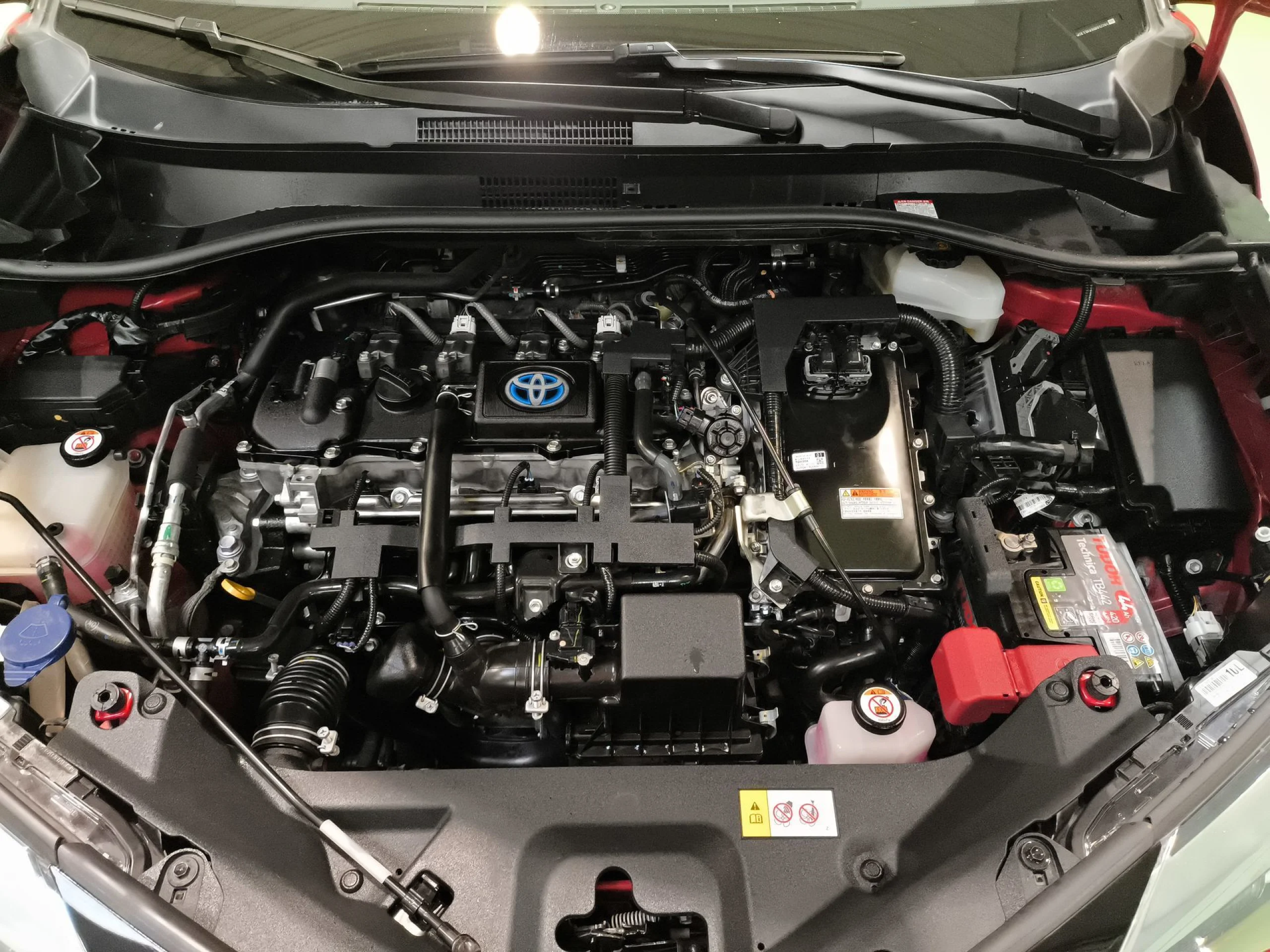 Toyota C-HR 1.8 125H Advance 90 kW (122 CV) - Foto 28