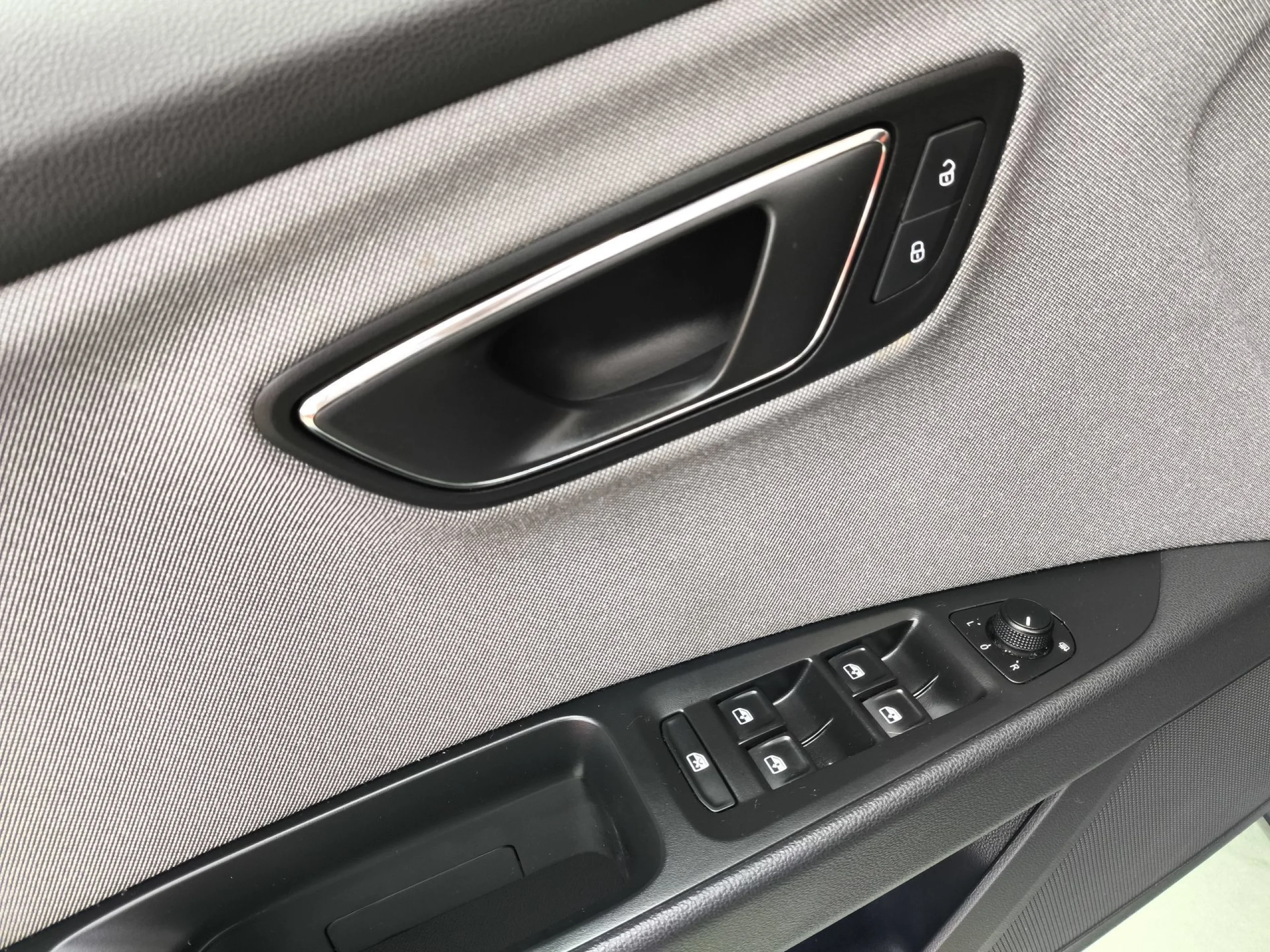 Seat León 1.0 EcoTSI SANDS Style Visio Edition Nav 85 kW (115 CV) - Foto 10