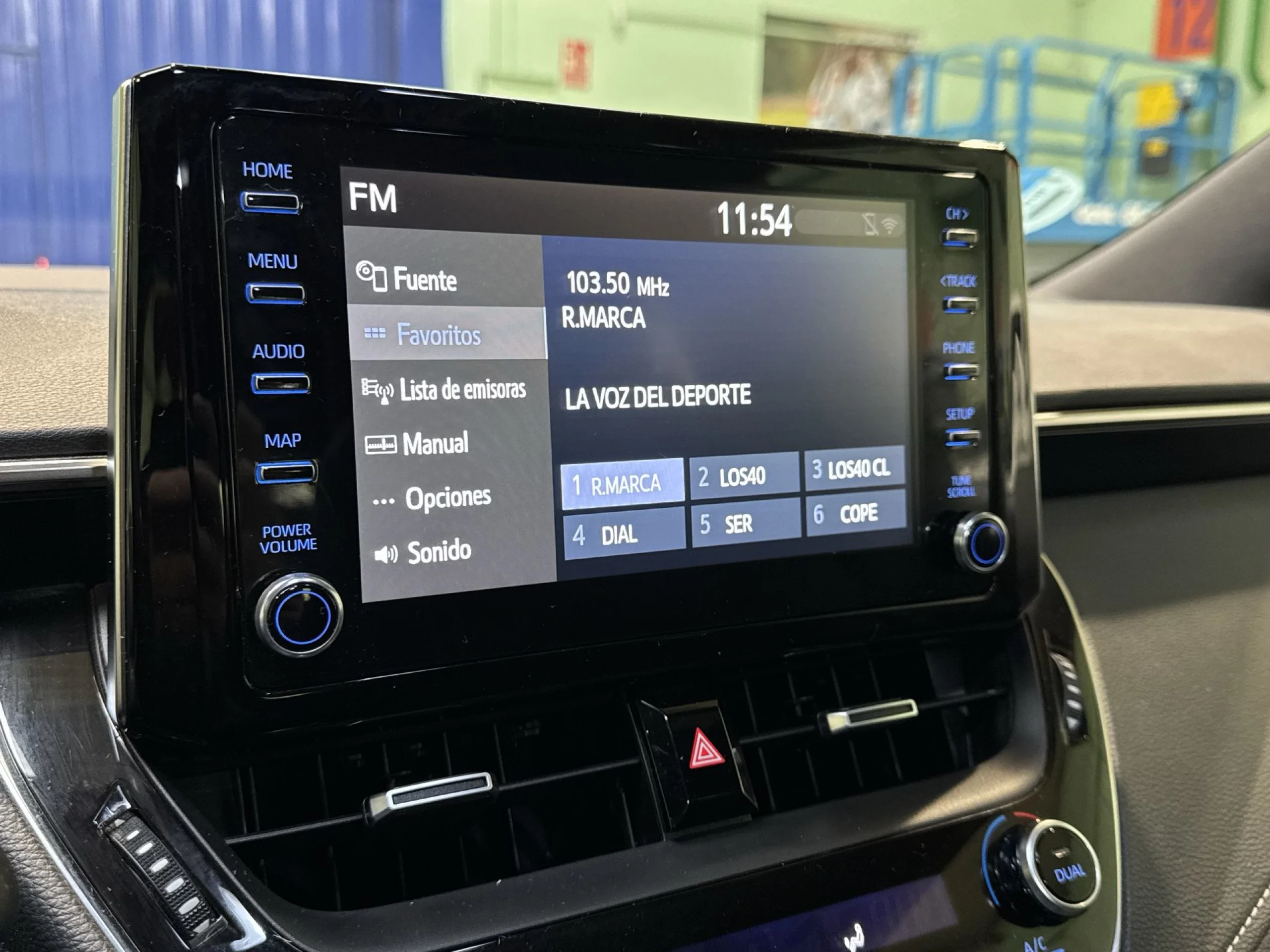 Toyota Corolla 1.8 125 Híbrido Active Tech E-CVT 90 kW (122 CV) - Foto 15