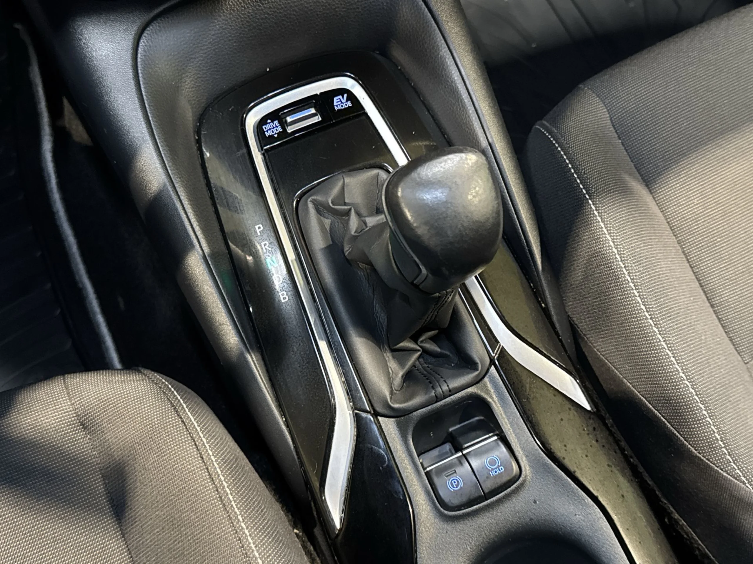 Toyota Corolla 1.8 125 Híbrido Active Tech E-CVT 90 kW (122 CV) - Foto 18