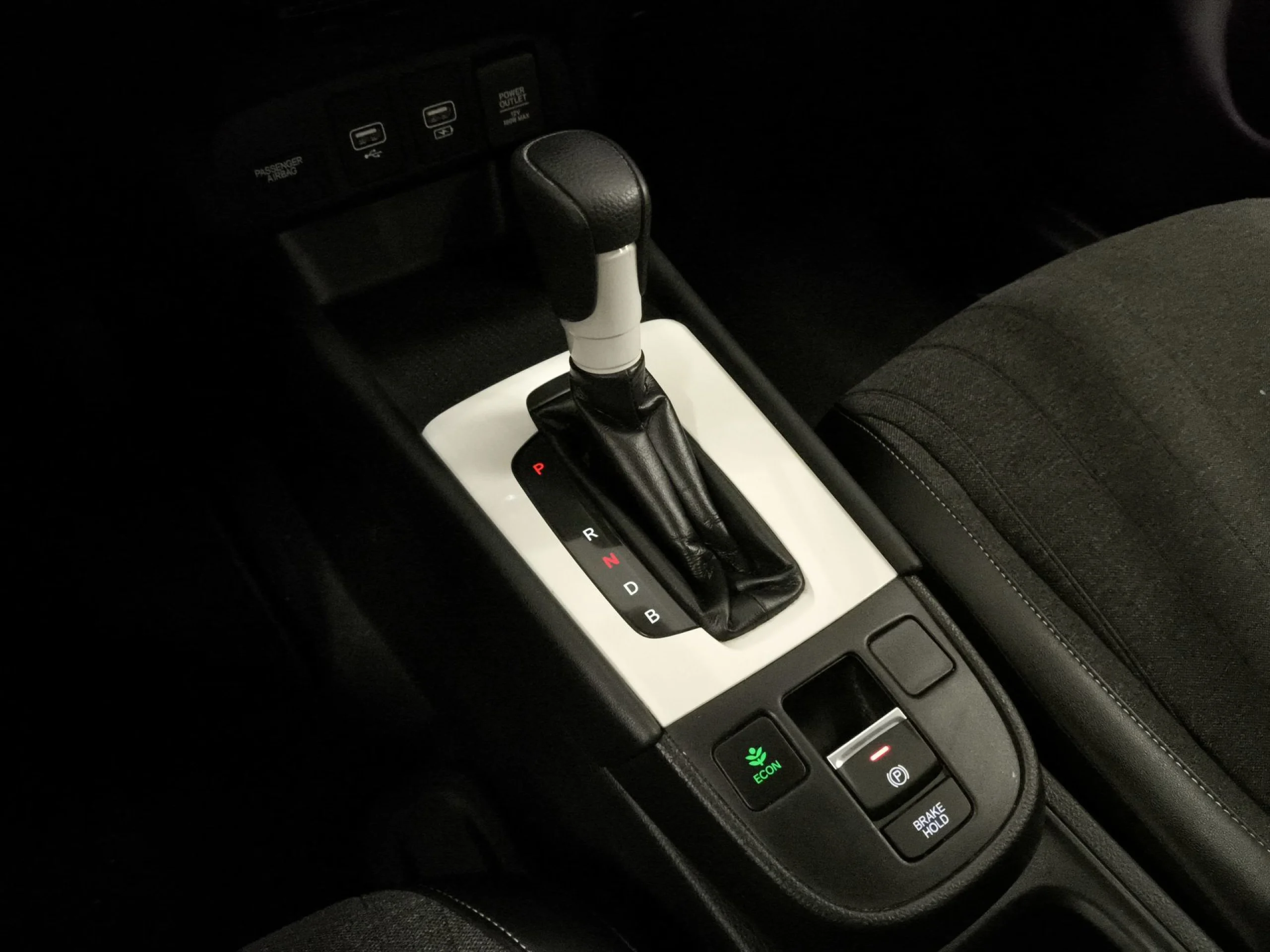 Honda Jazz 1.5 i-MMD Elegance 80 kW (109 CV) - Foto 18