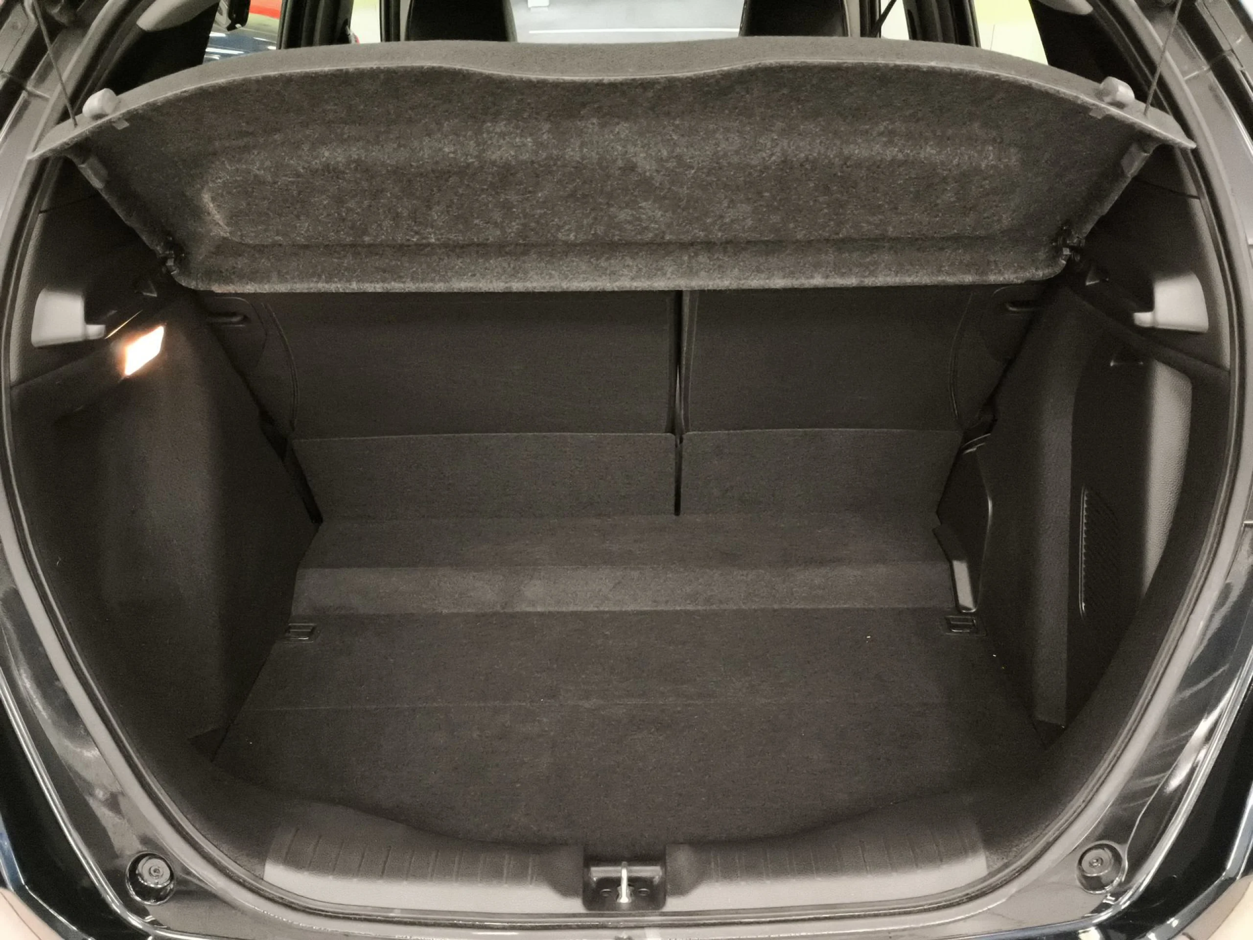 Honda Jazz 1.5 i-MMD Elegance 80 kW (109 CV) - Foto 21