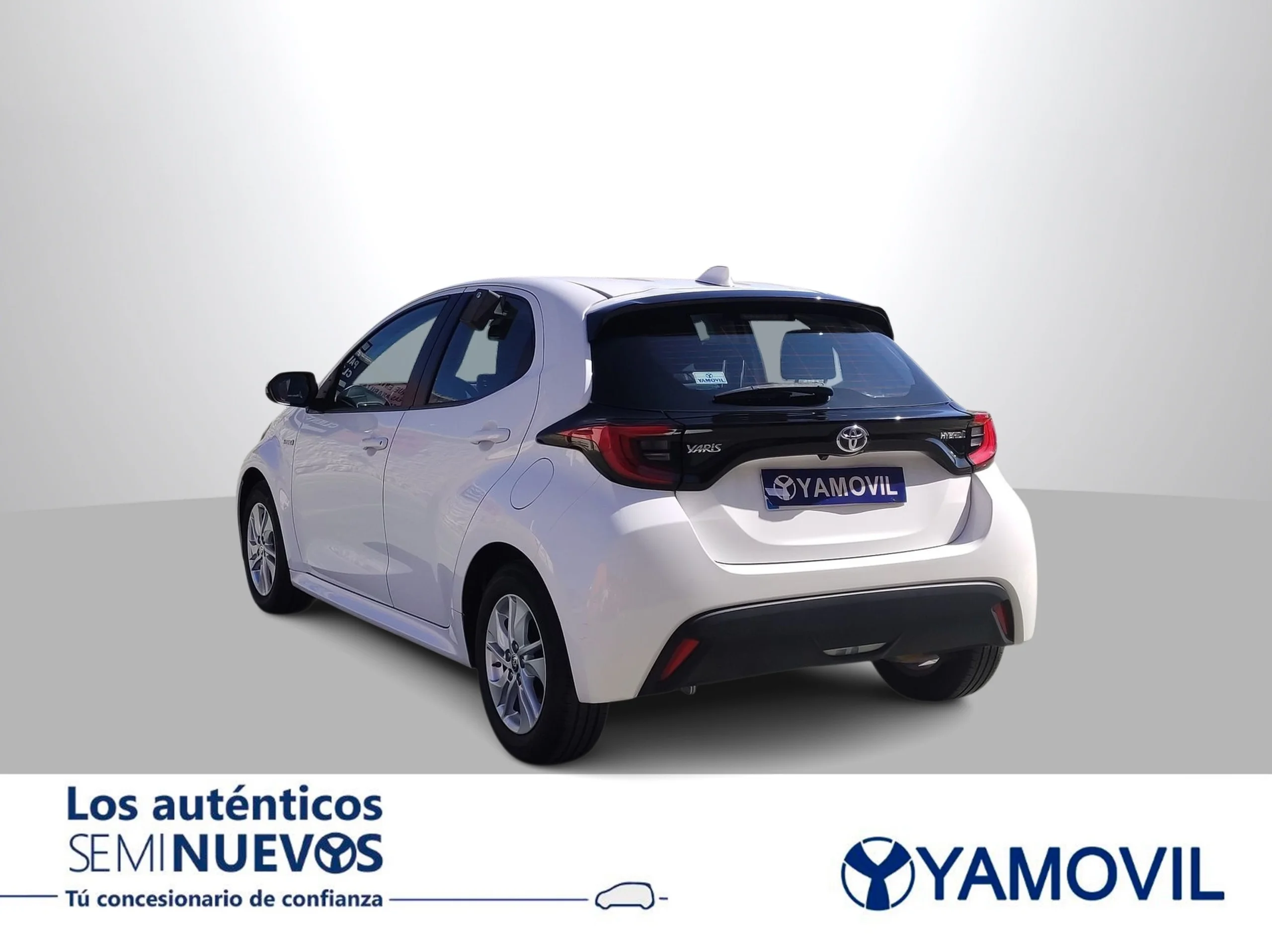 Toyota Yaris 120H Active Tech 85 kW (116 CV) - Foto 3