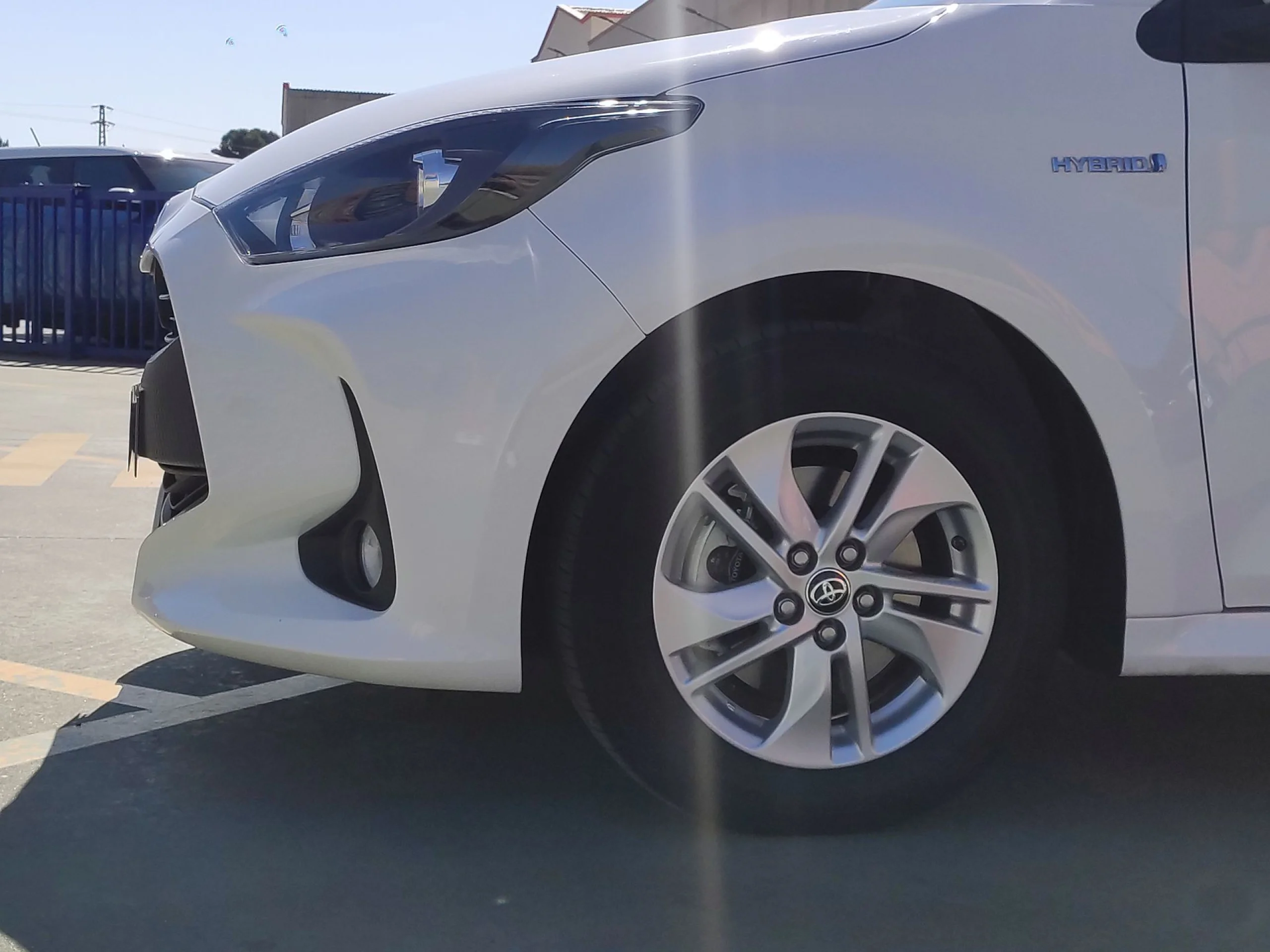 Toyota Yaris 120H Active Tech 85 kW (116 CV) - Foto 7
