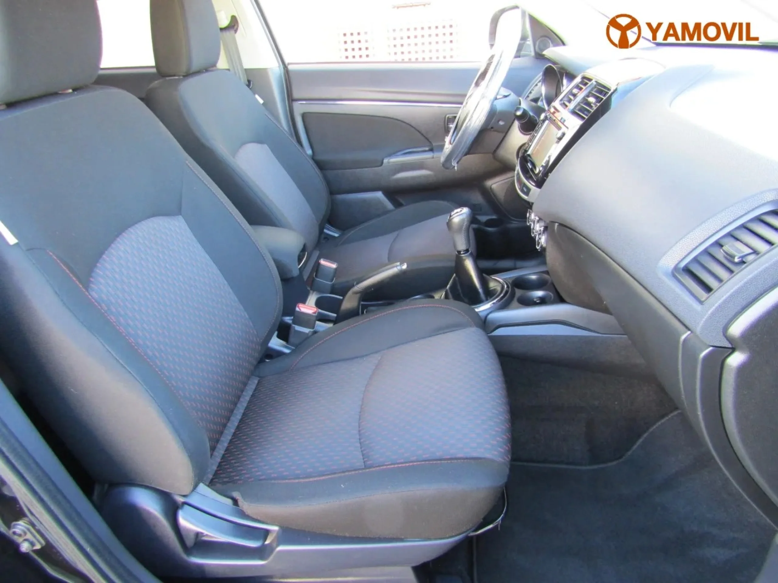 Mitsubishi ASX 160 MPI Motion 86 kW (117 CV) - Foto 18