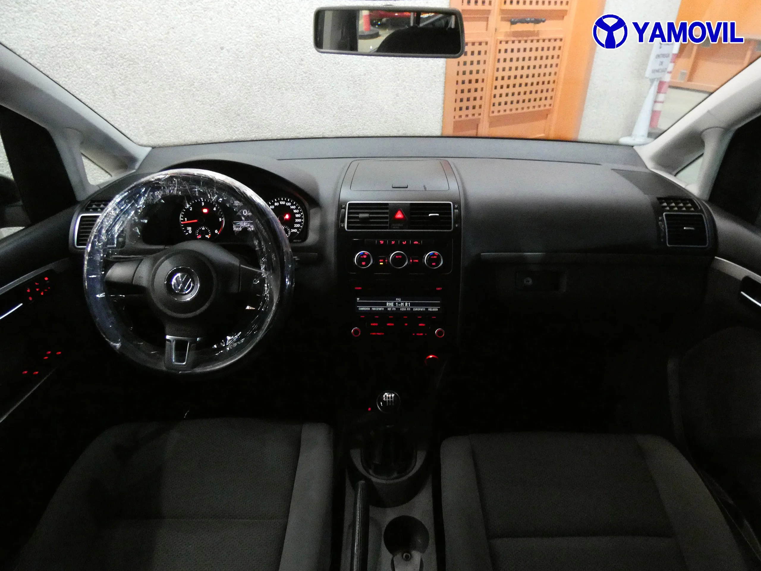 Volkswagen Touran 1.6 TDI EDITION - Foto 18