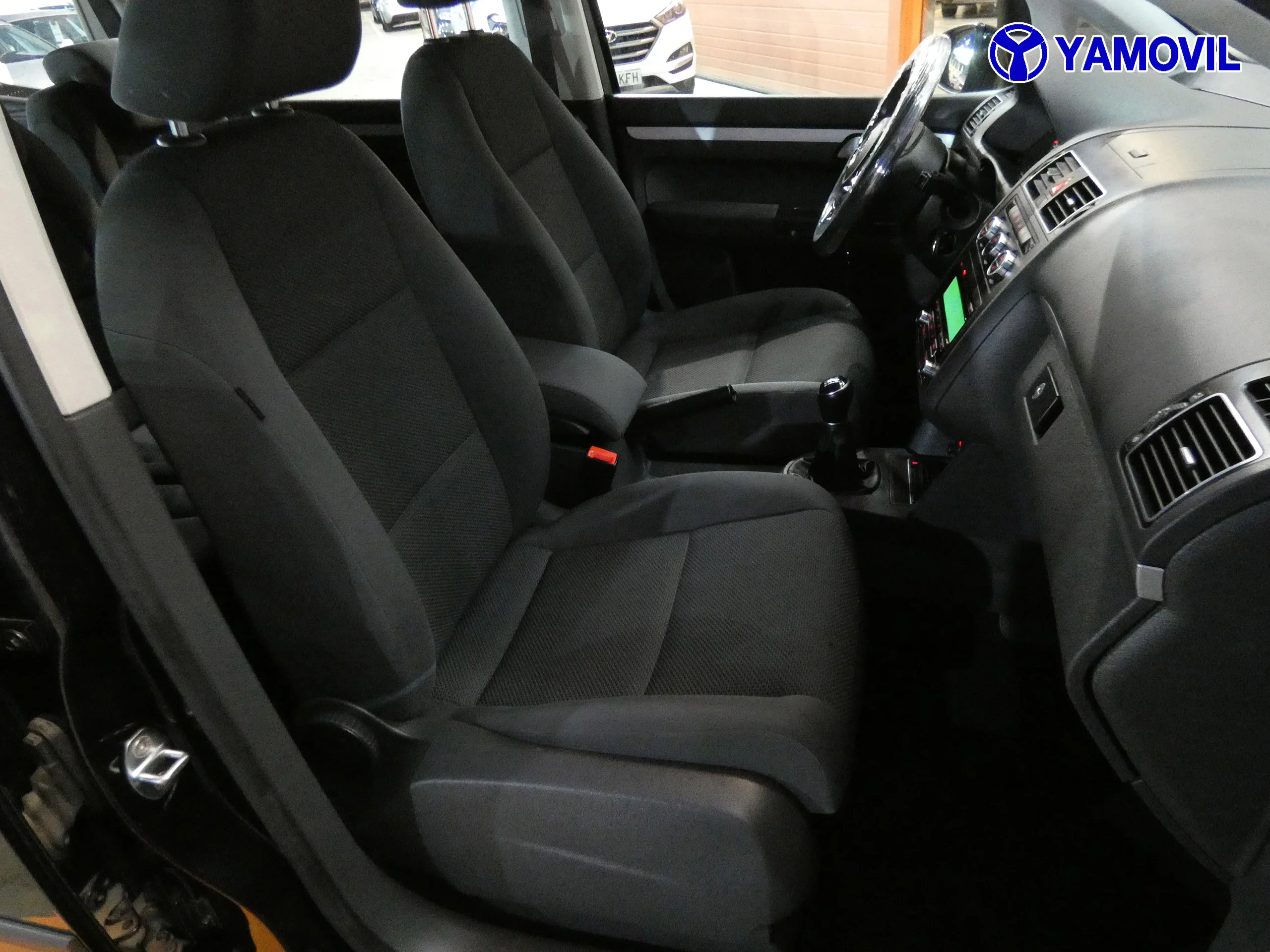 Volkswagen Touran 1.6 TDI EDITION - Foto 20
