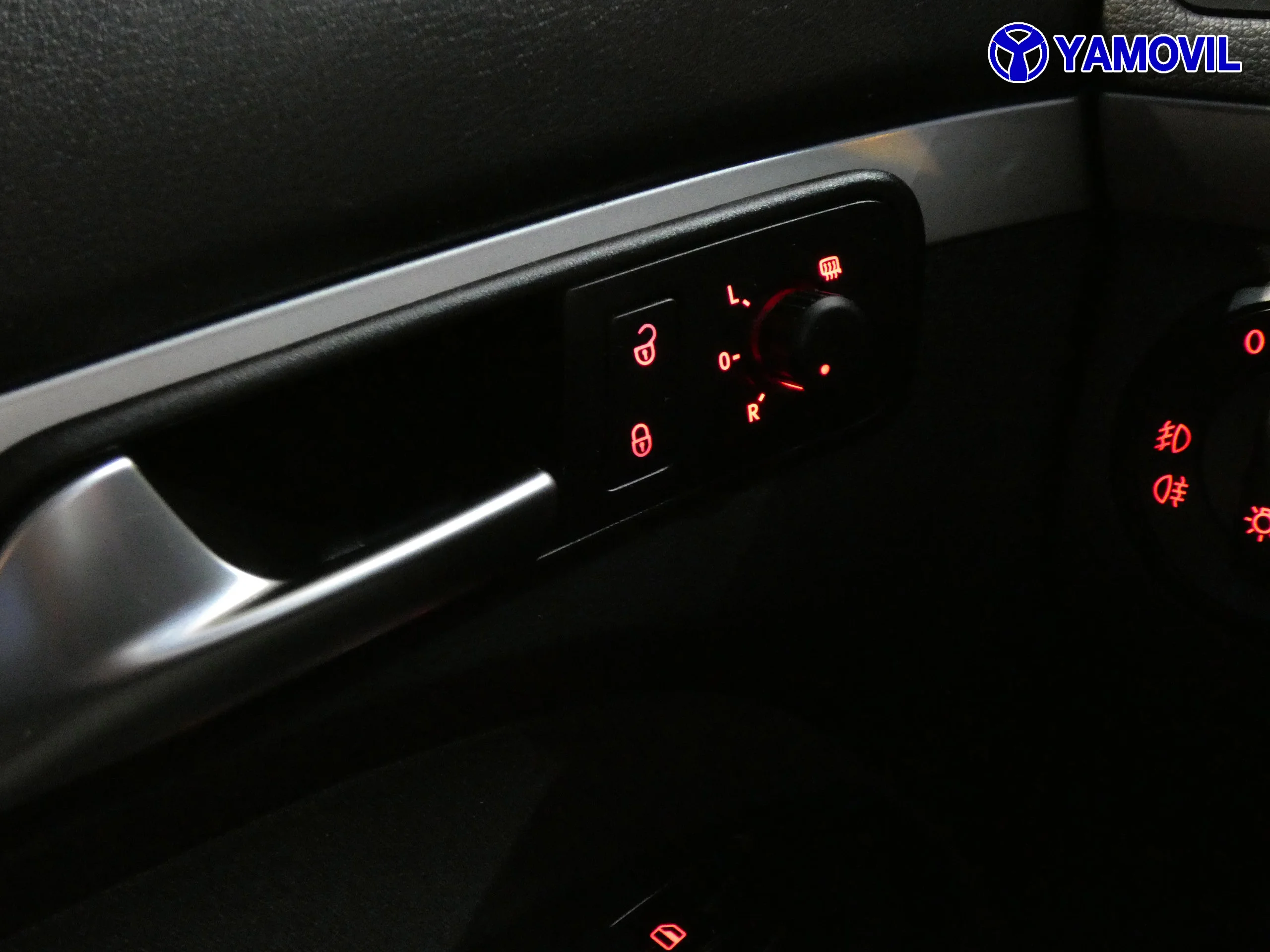 Volkswagen Touran 1.6 TDI EDITION - Foto 27