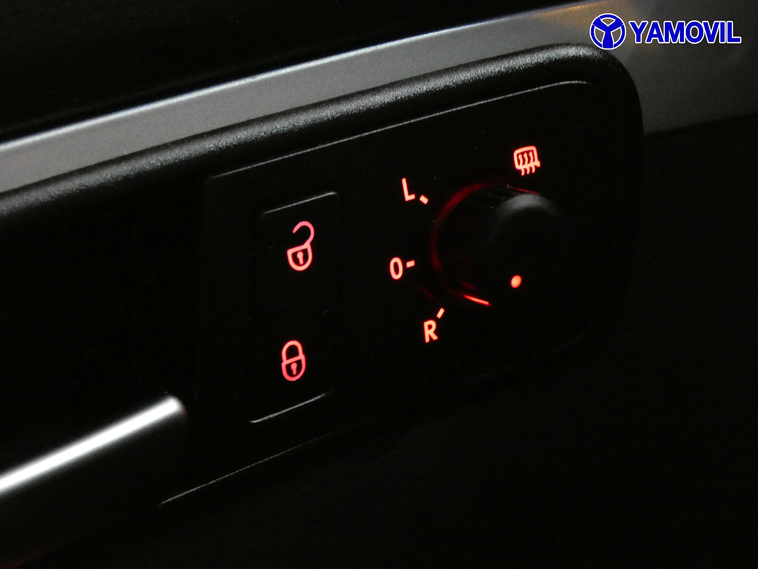 Volkswagen Touran 1.6 TDI EDITION - Foto 28