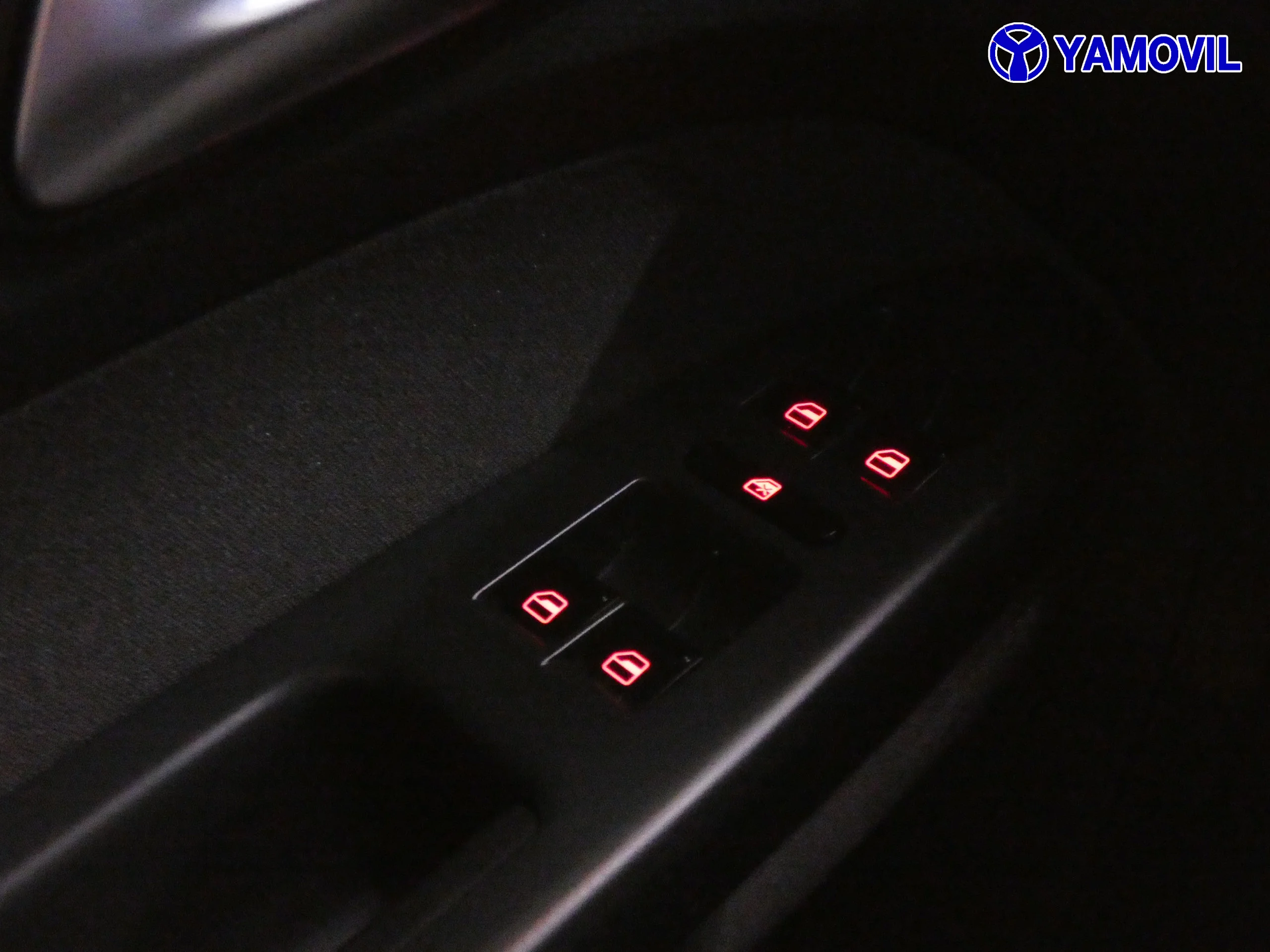Volkswagen Touran 1.6 TDI EDITION - Foto 29