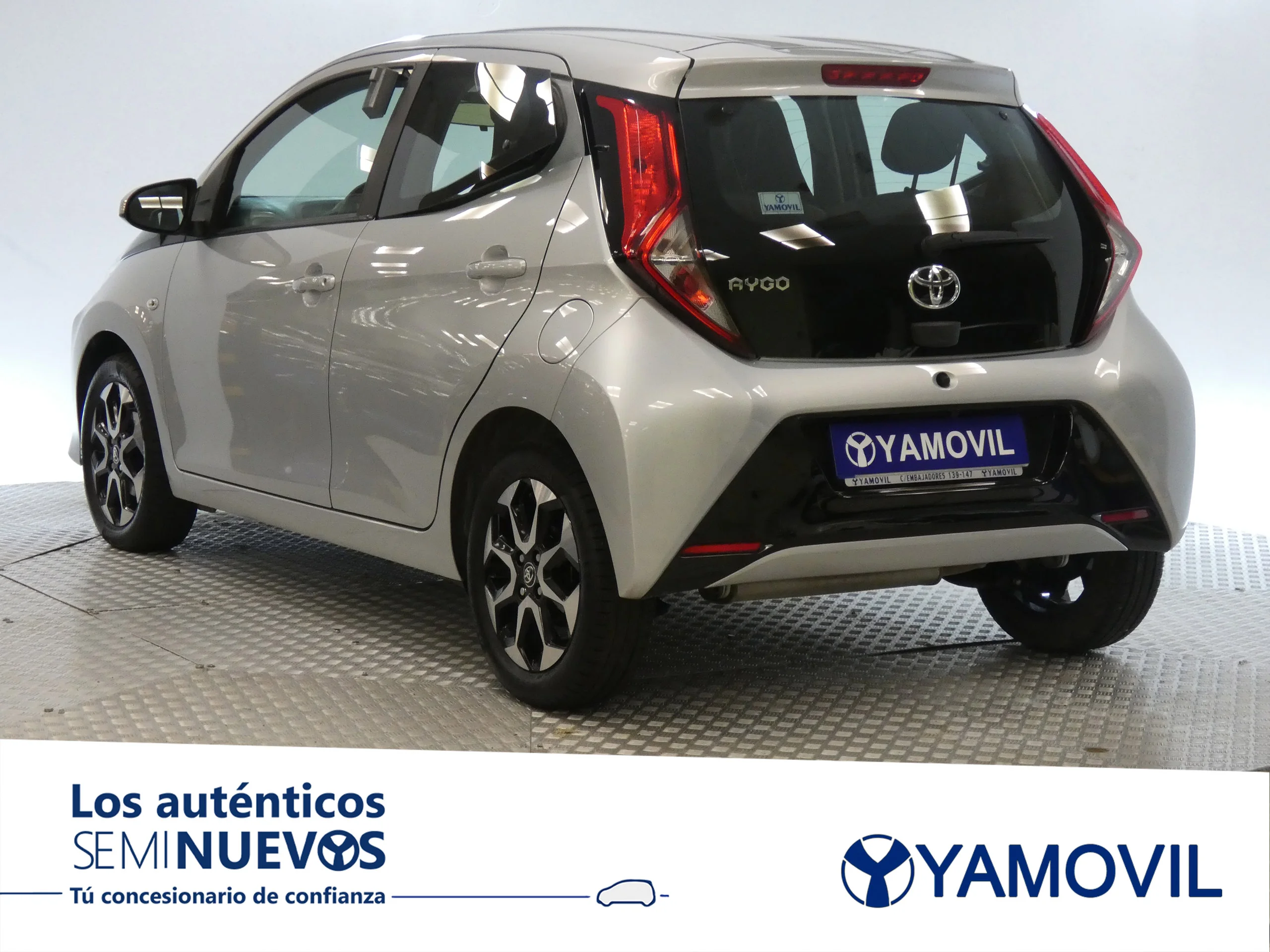 Toyota Aygo 1.0 XPLAY 5P - Foto 4