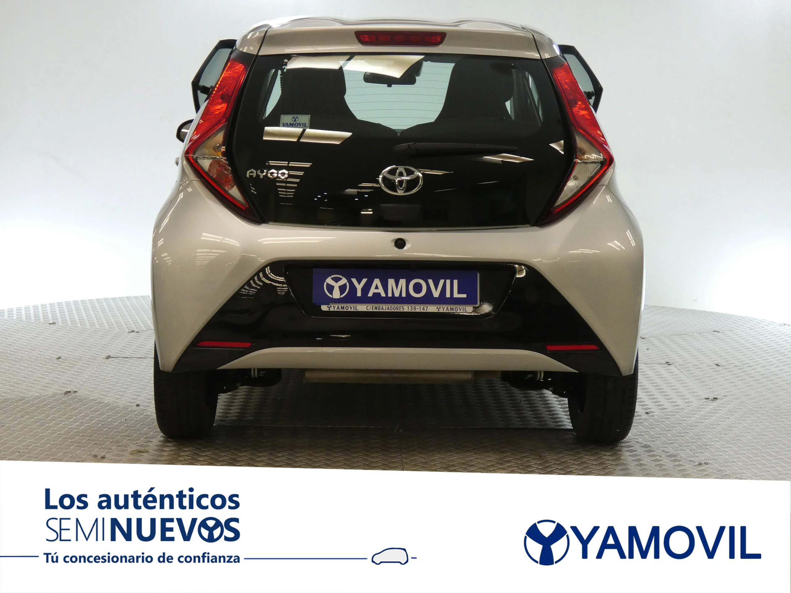 Toyota Aygo 1.0 XPLAY 5P - Foto 5