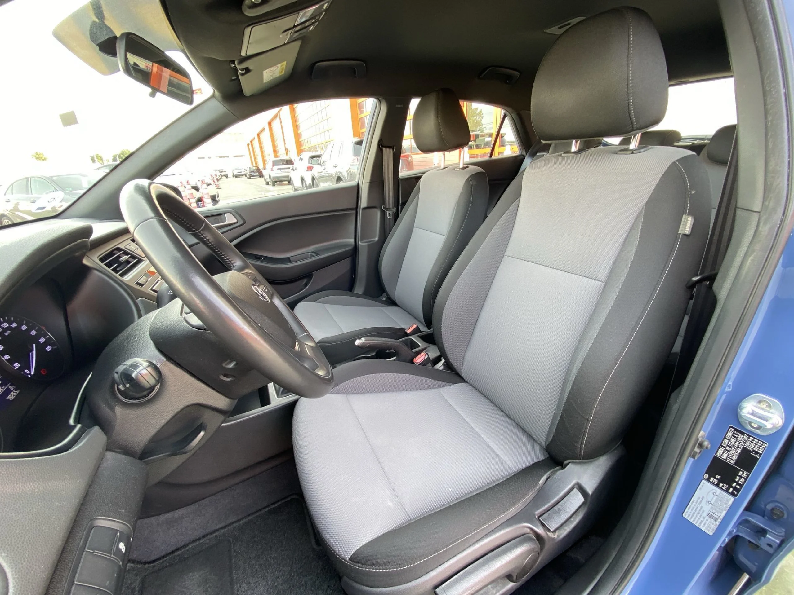 Hyundai I20 1.2 MPI Fresh 62 kW (84 CV) - Foto 8