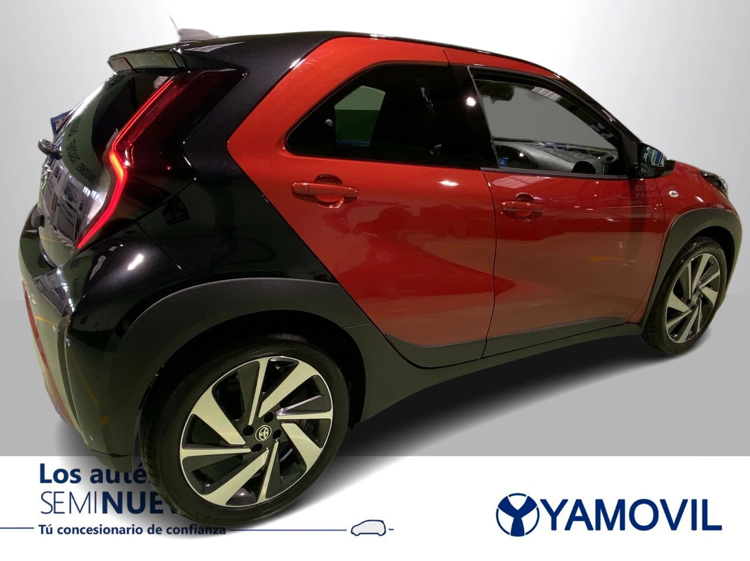 Toyota Aygo x cross 1.0 VVT-I Trendy Edition 53 kW (72 CV) - Foto 6