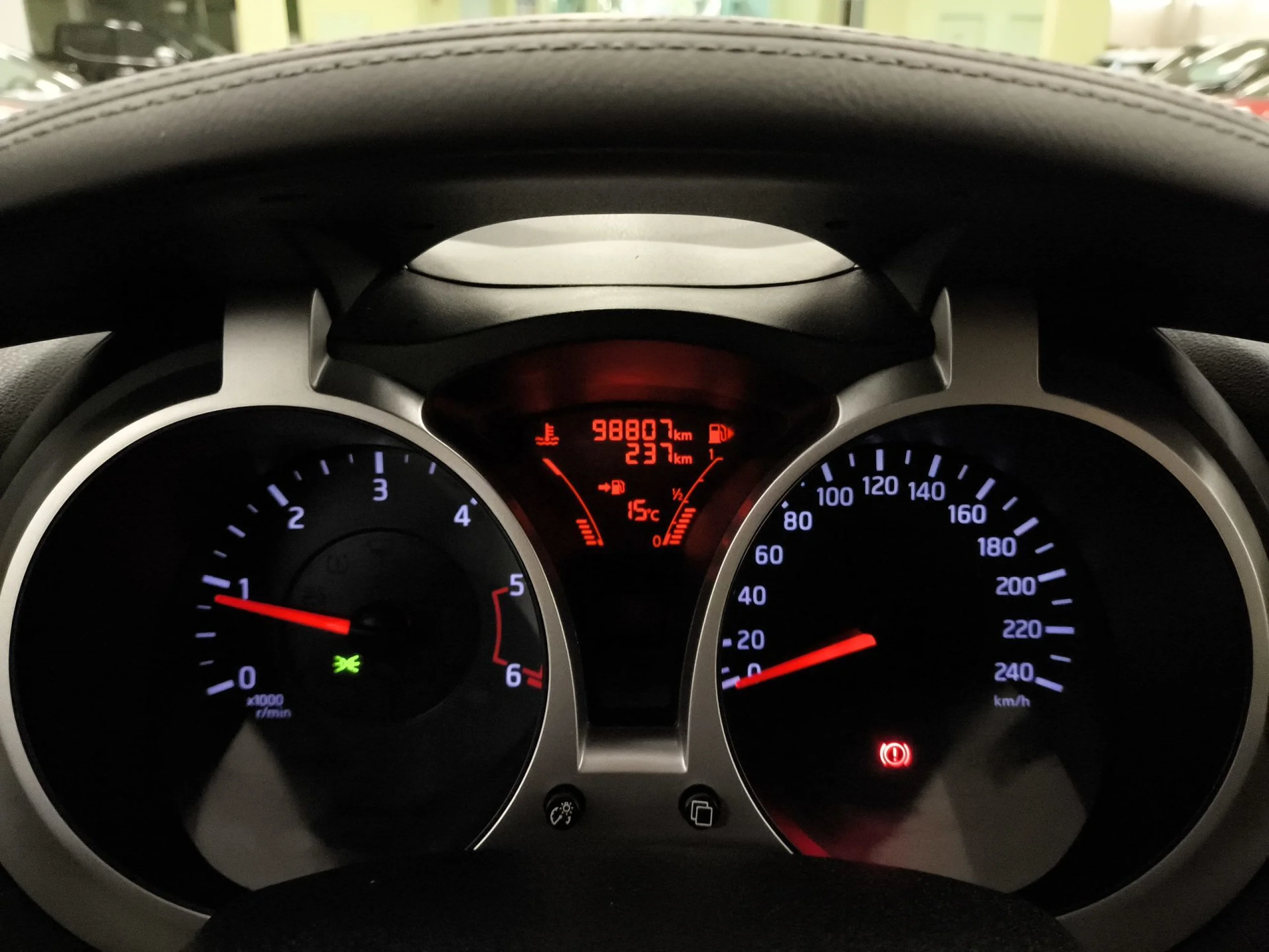 Nissan Juke 1.5 dCi Tekna 4x2 81 kW (110 CV) - Foto 12
