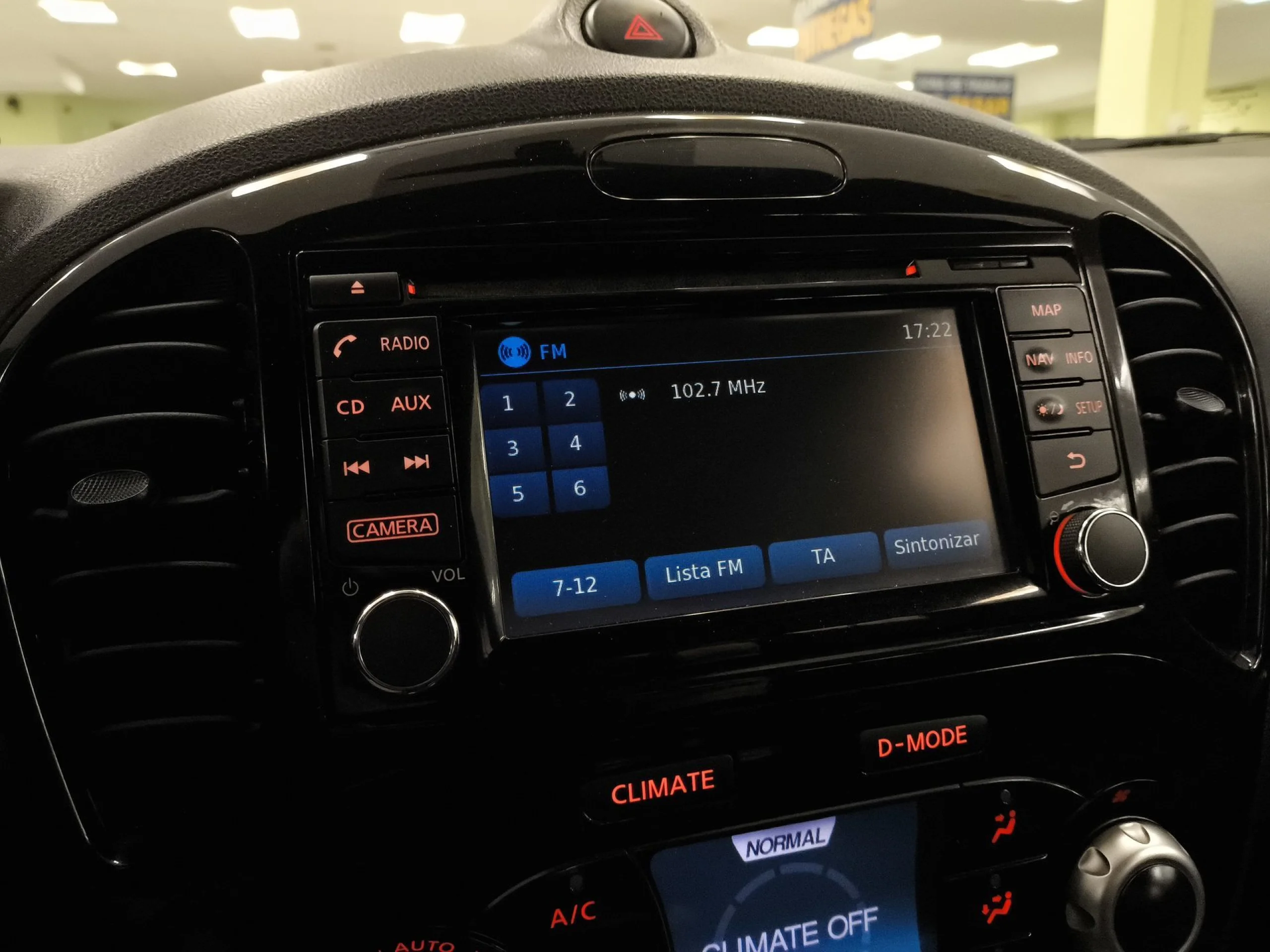 Nissan Juke 1.5 dCi Tekna 4x2 81 kW (110 CV) - Foto 13