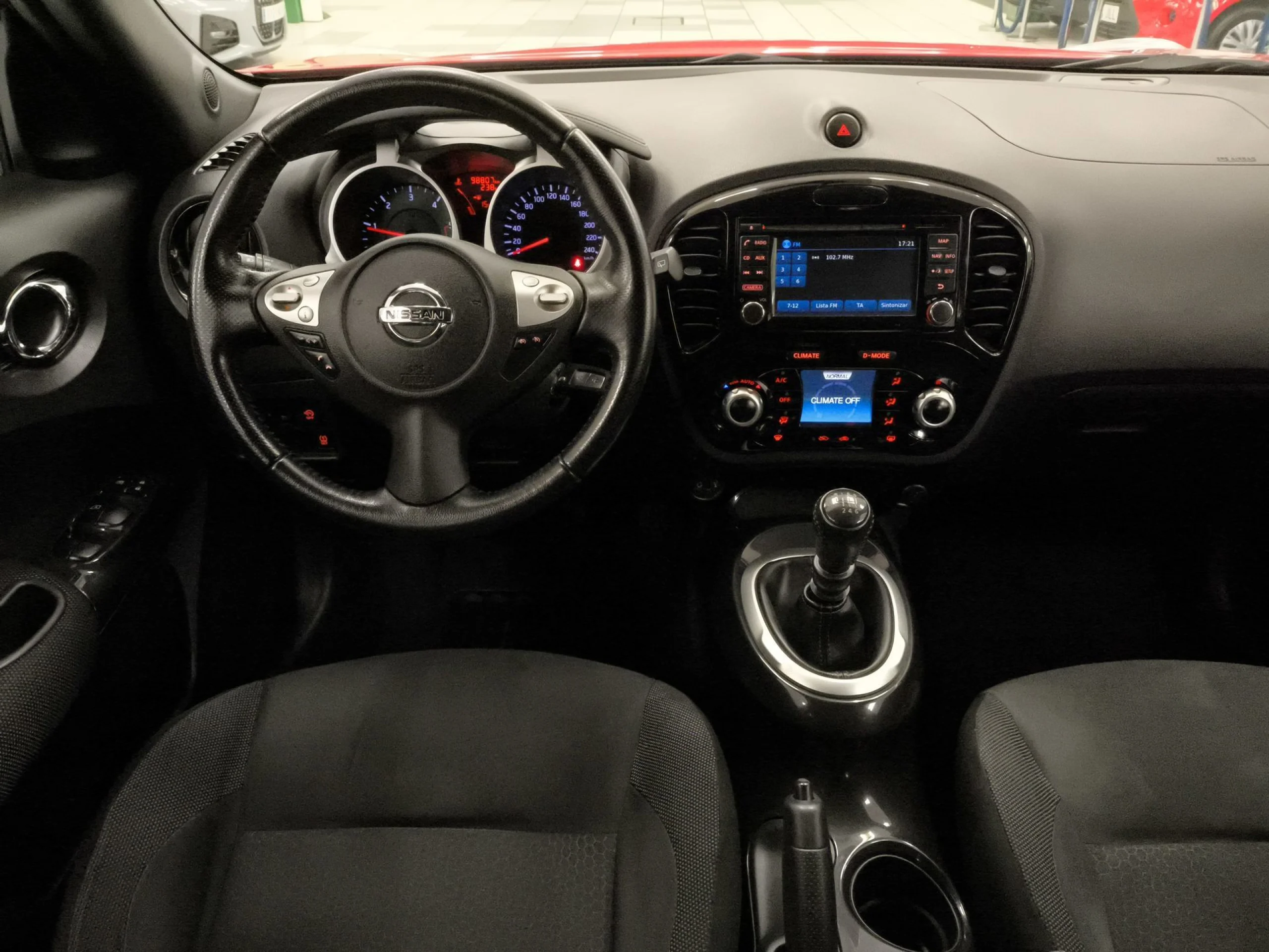 Nissan Juke 1.5 dCi Tekna 4x2 81 kW (110 CV) - Foto 18