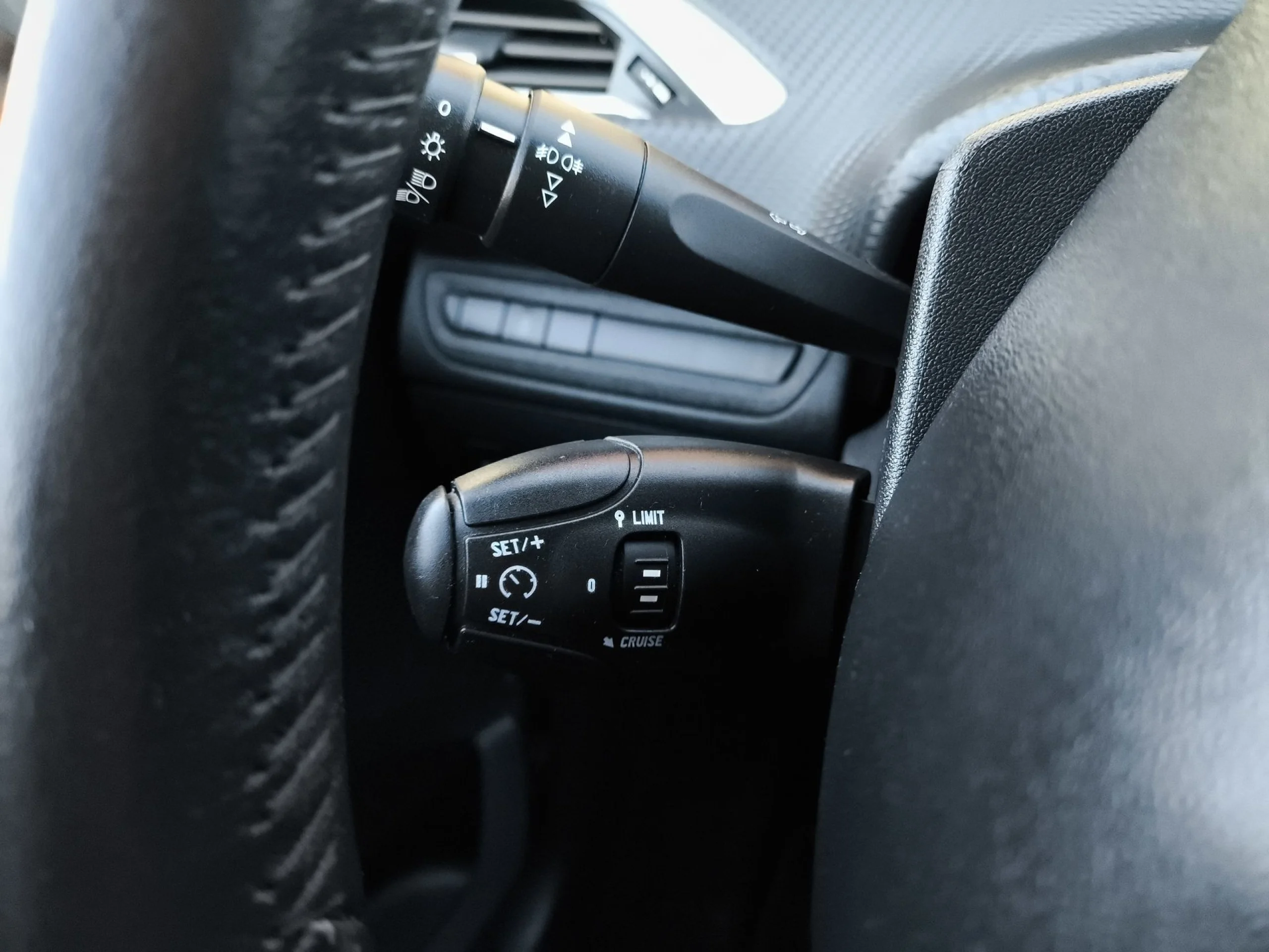 Peugeot 208 PureTech 82 Style 60 kW (82 CV) - Foto 12