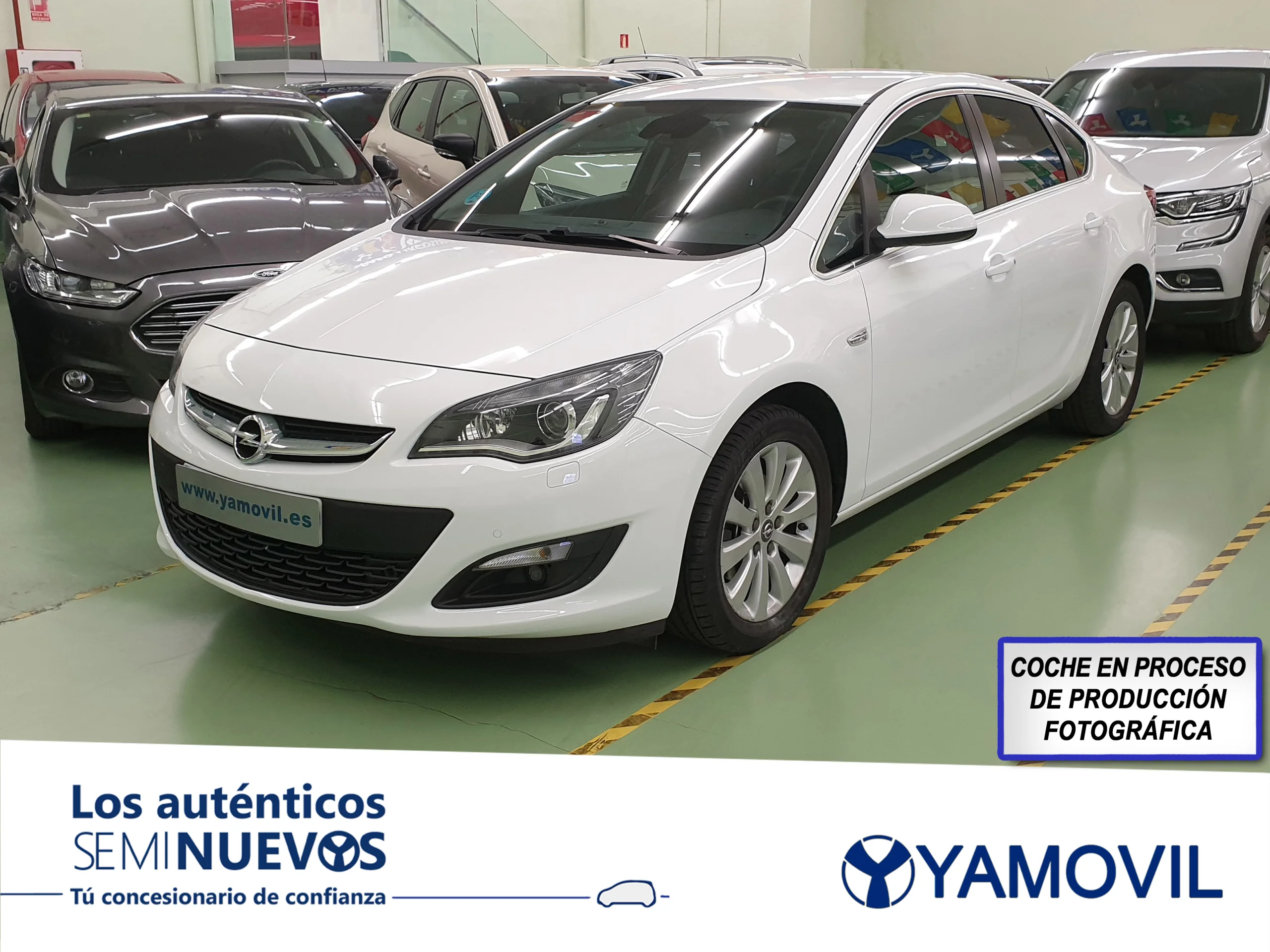 Opel Astra 1.6CDTI ELEGANCE - Foto 1