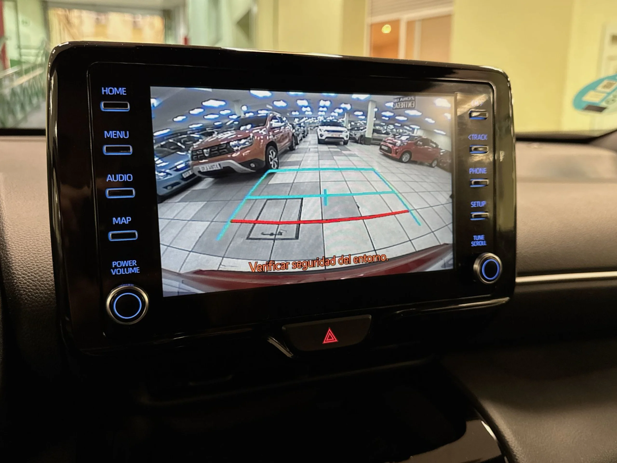 Toyota Yaris Cross 120H Active Tech 85 kW (116 CV) - Foto 17