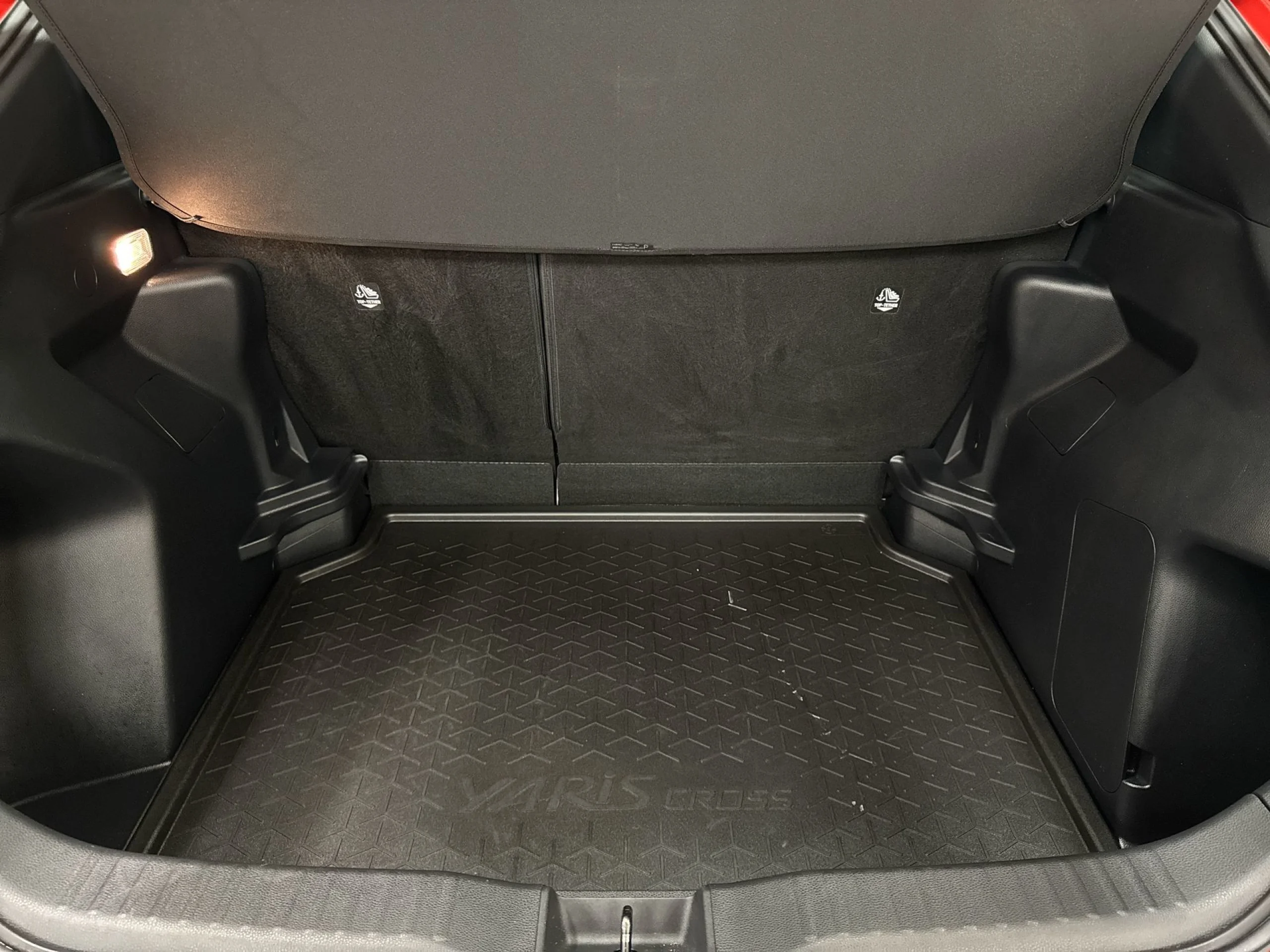 Toyota Yaris Cross 120H Active Tech 85 kW (116 CV) - Foto 22