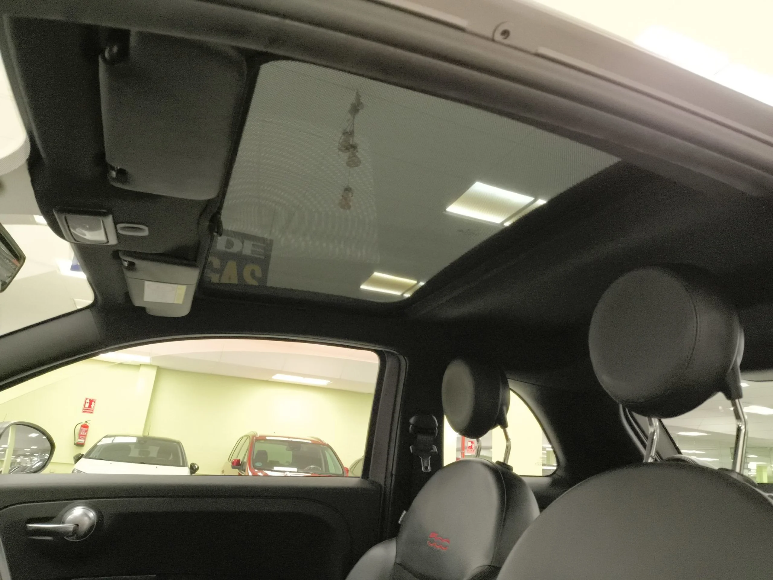 Fiat 500 1.0 Hybrid Sport 51 kW (70 CV) - Foto 22