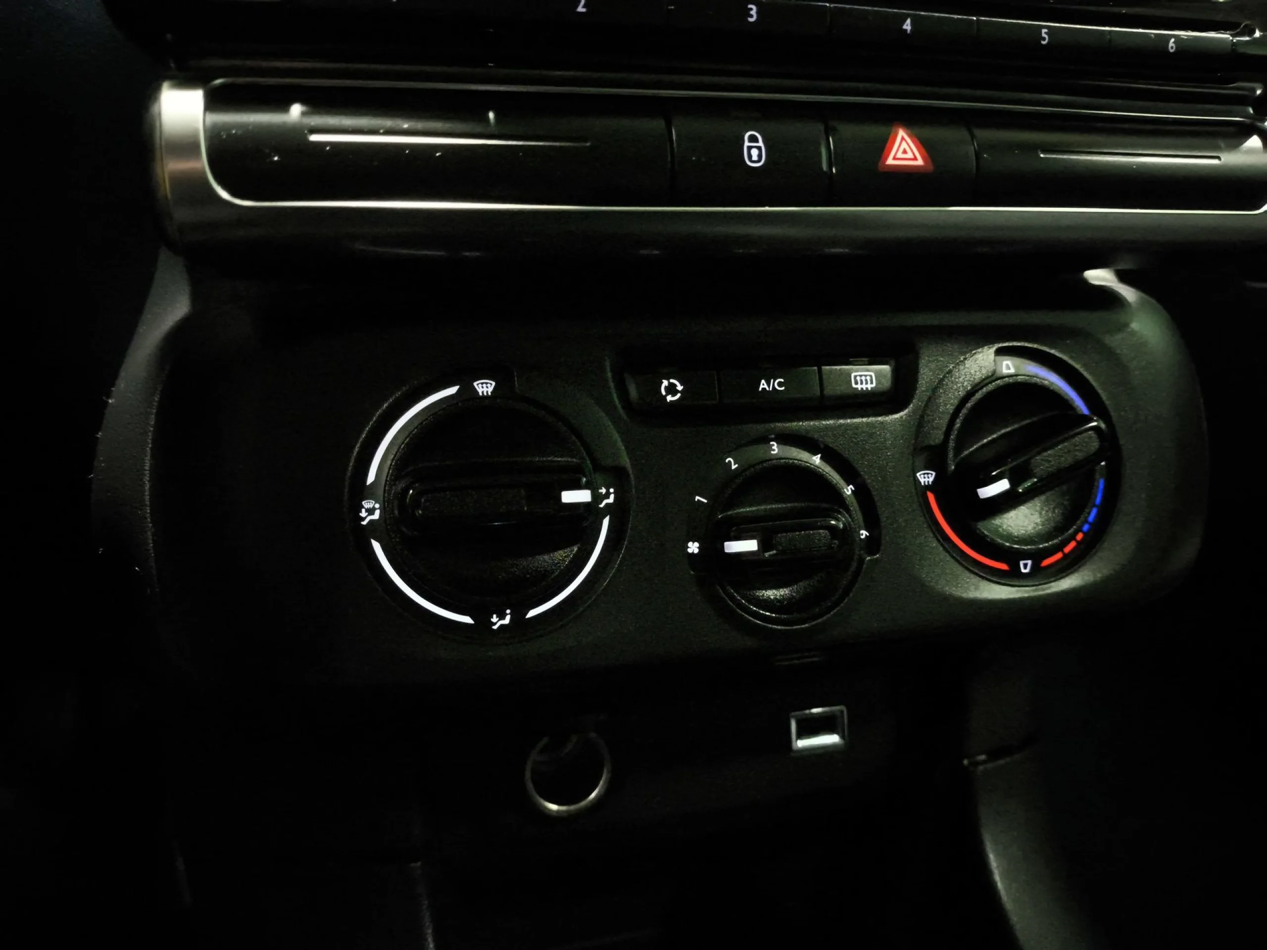 Citroen C3 PureTech 82 Feel 60 kW (83 CV) - Foto 16