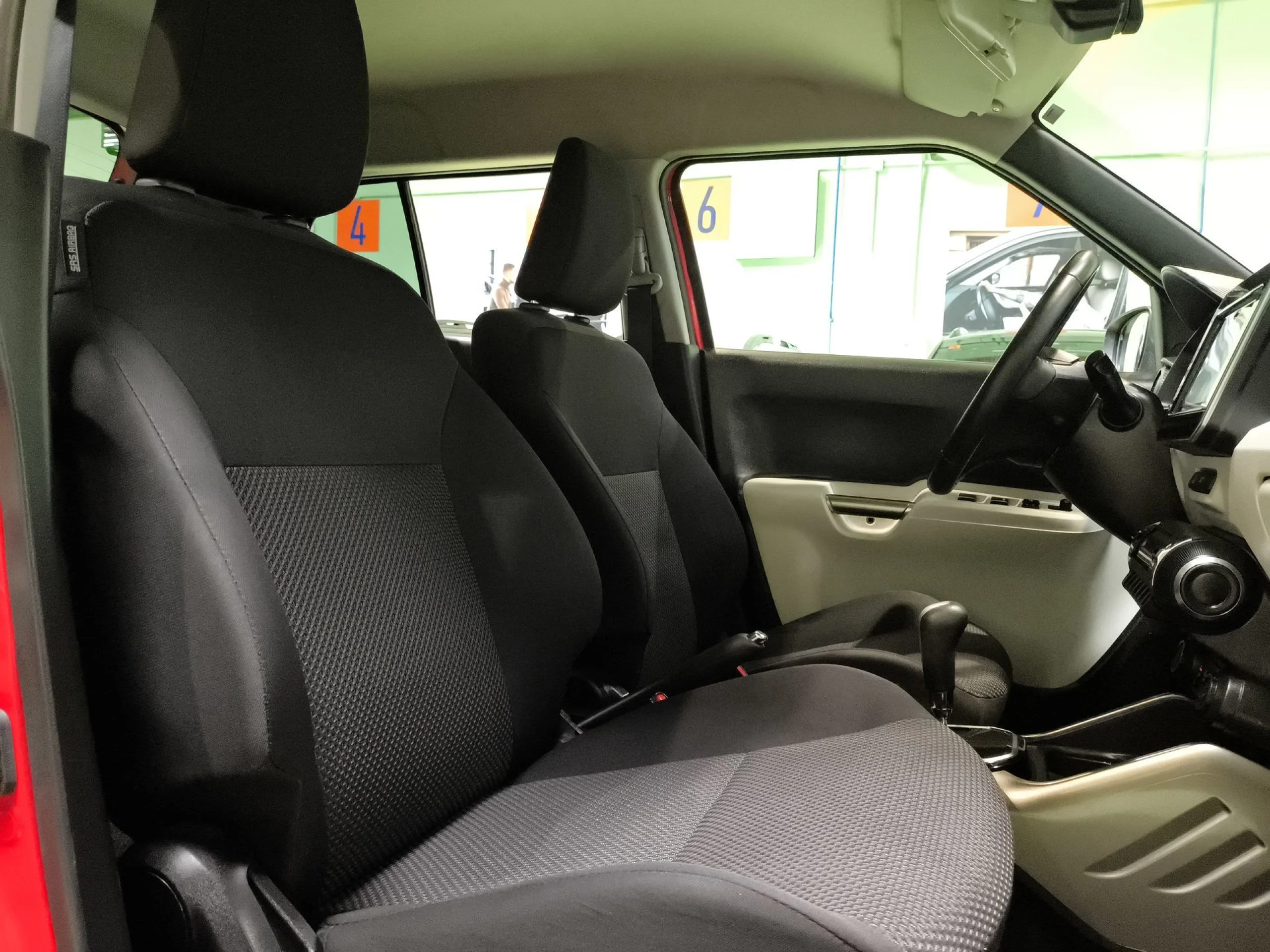 Suzuki Ignis 1.2 GLX AGS 66 kW (90 CV) - Foto 30
