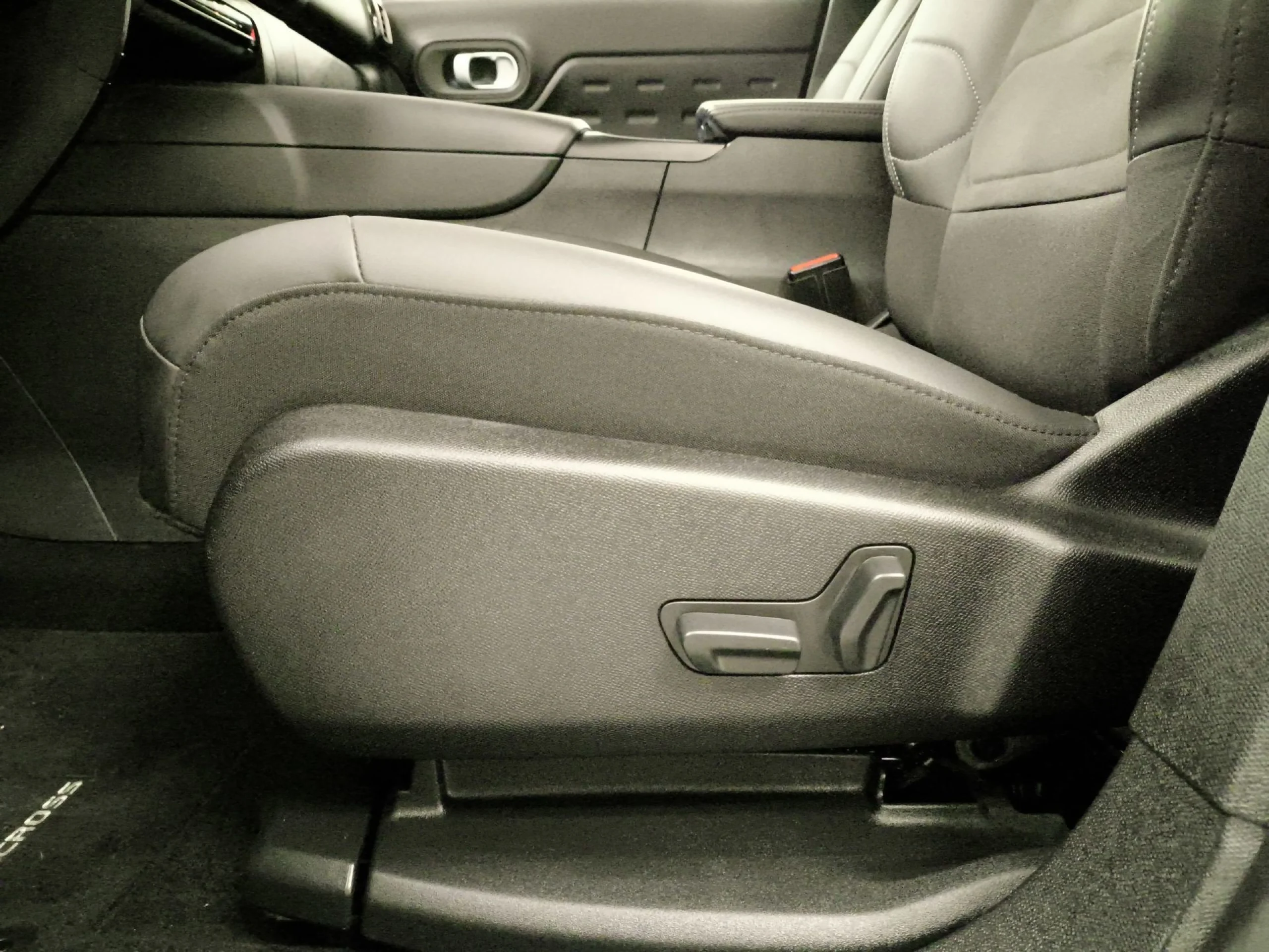 Citroen C5 Aircross Hybrid 136 Max e-DCS6 100 kW (136 CV) - Foto 9